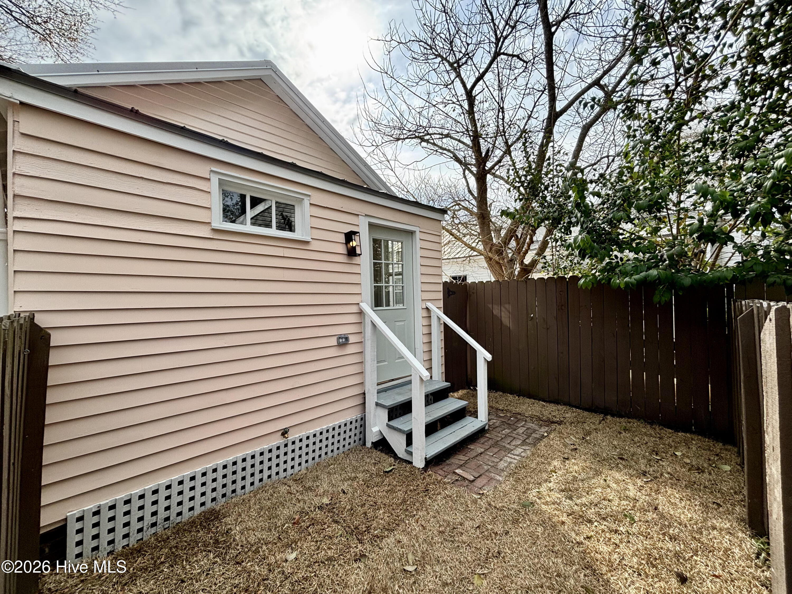 100555560 | Photo 28