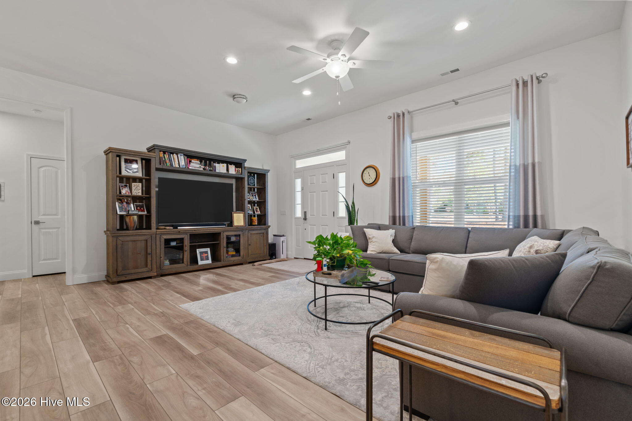 146 Sunset Way