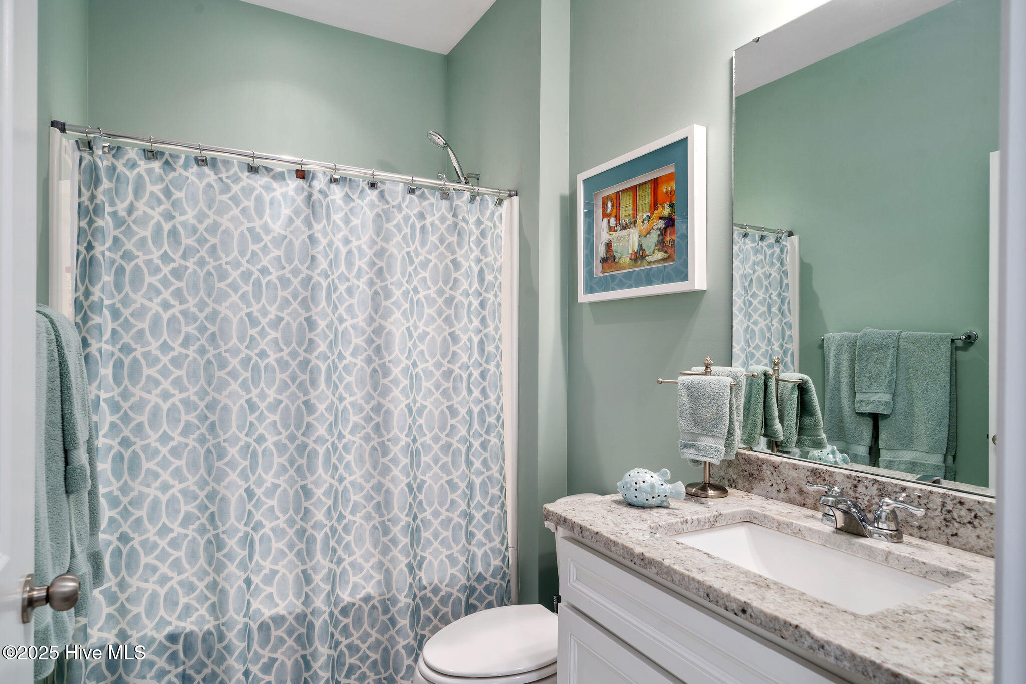 100522757 | Photo 32