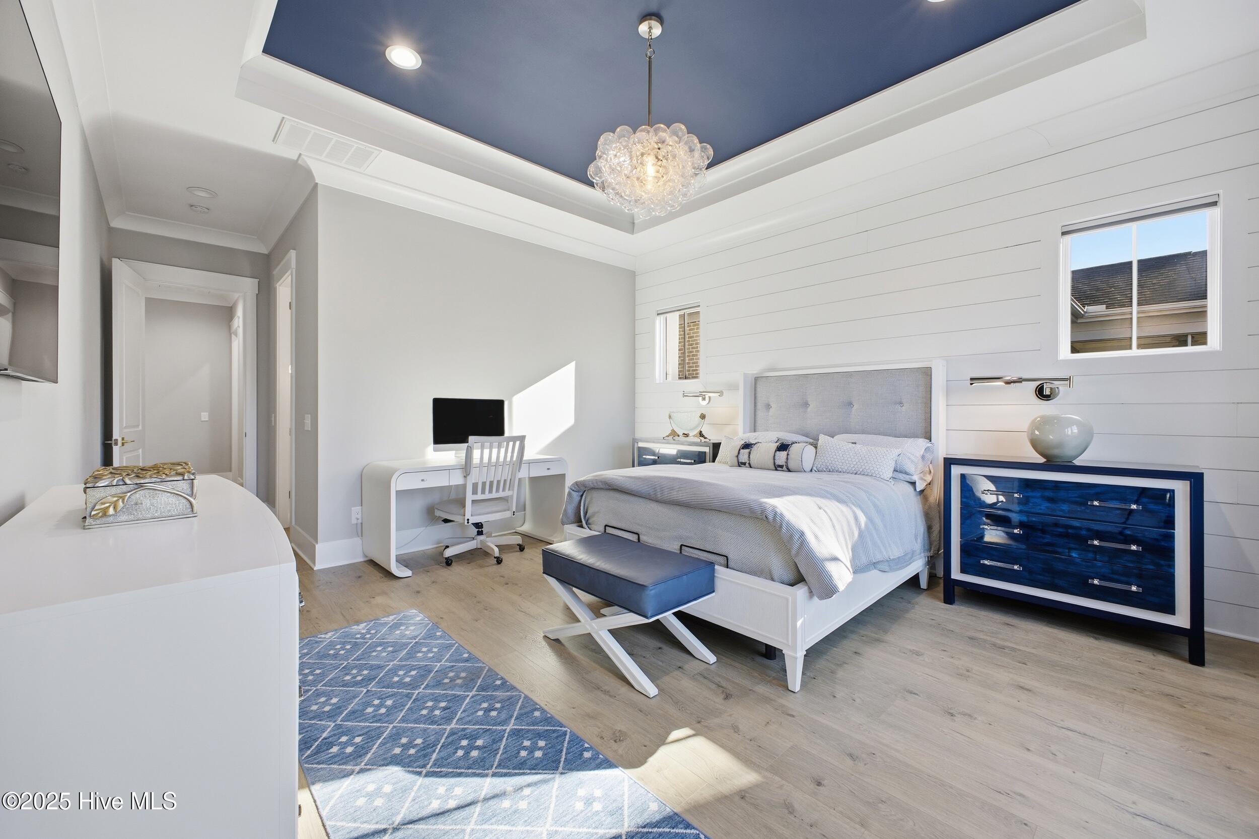 100540842 | Photo 32