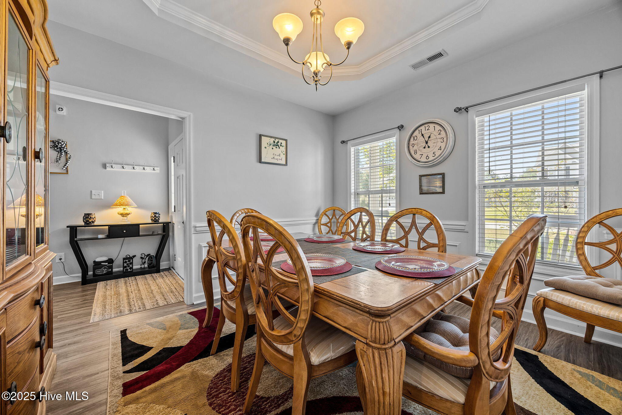 100532317 | Photo 52