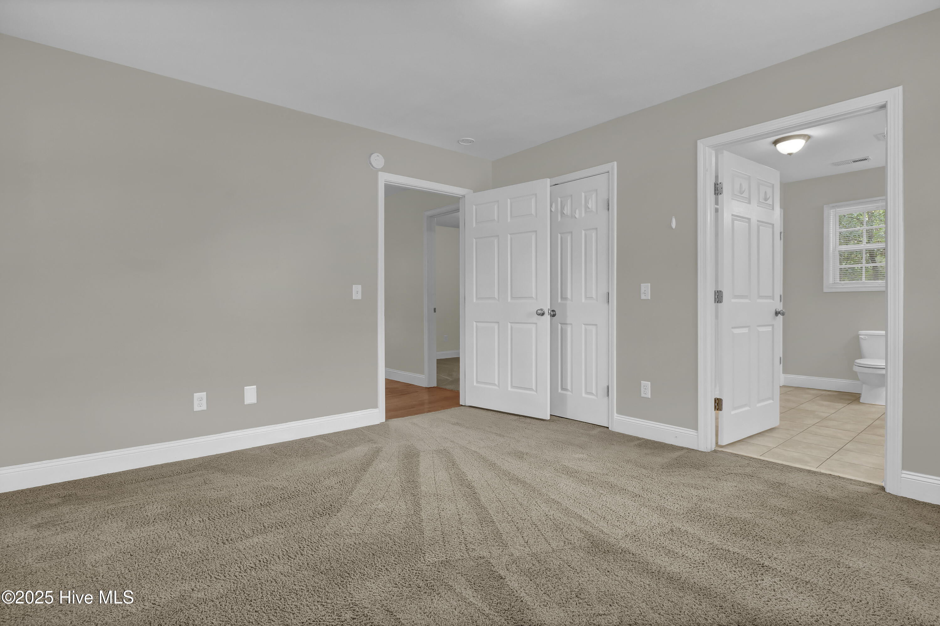 100531492 | Photo 17