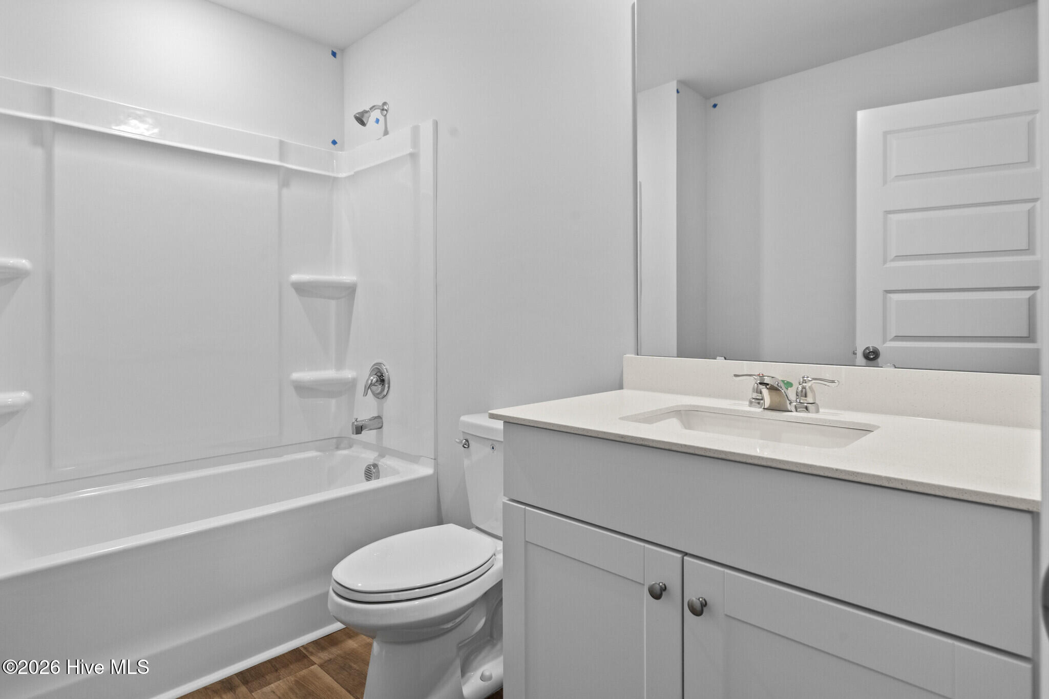 100545792 | Photo 14