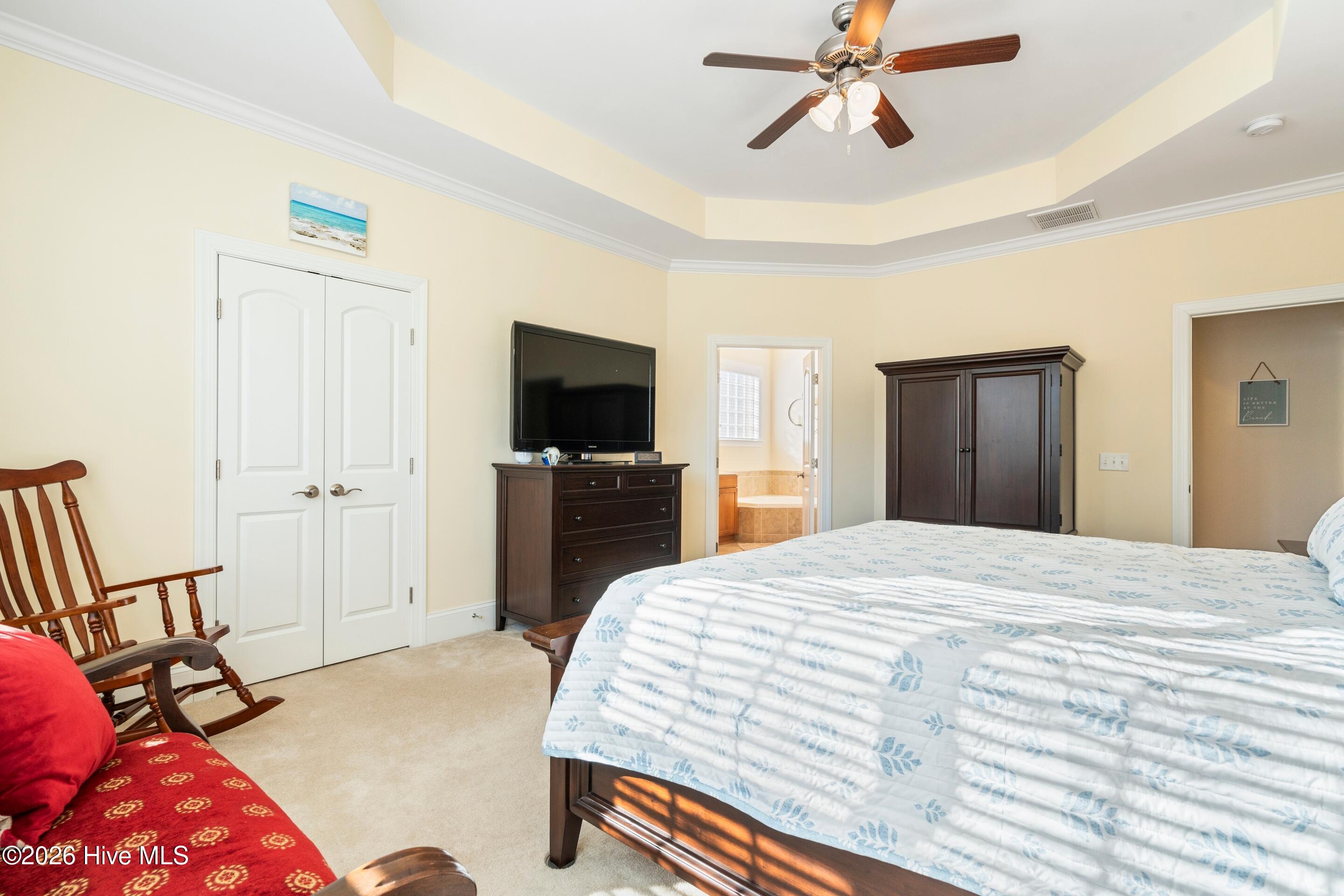 100550560 | Photo 30