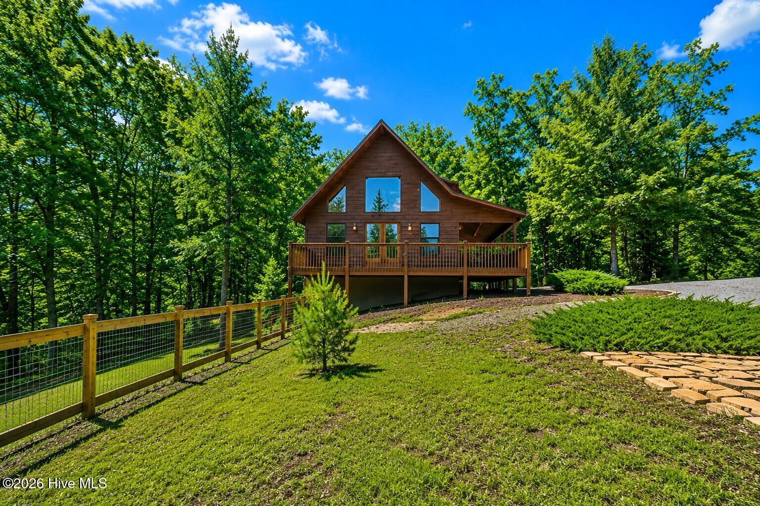 Photo 2 of Single family home for sale at 161 Boulder Mountain Dr, Murphy, NC 28906 | MLS# 98518869 | Listing updated on 2026-08-31
