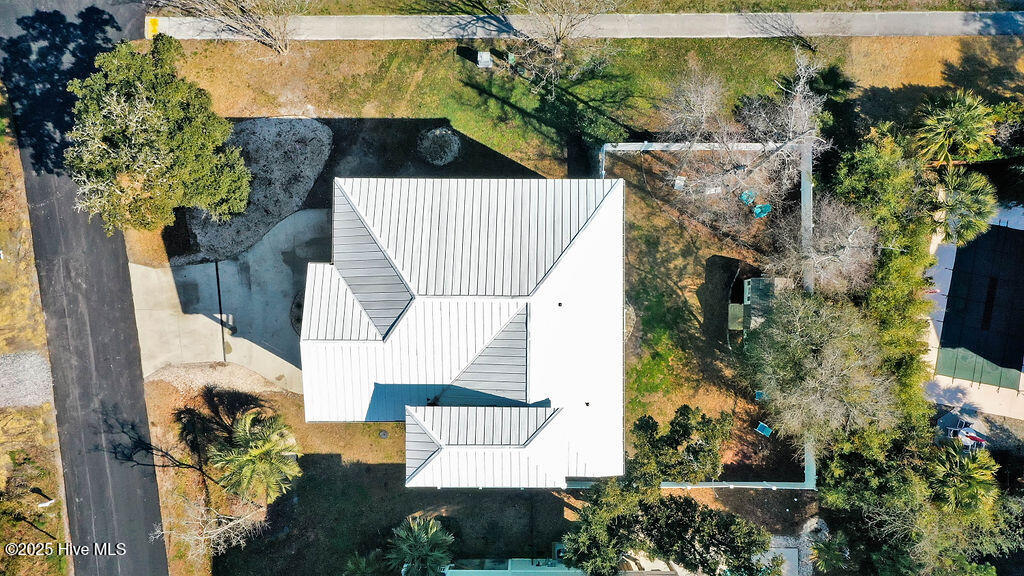 100516737 | Photo 67