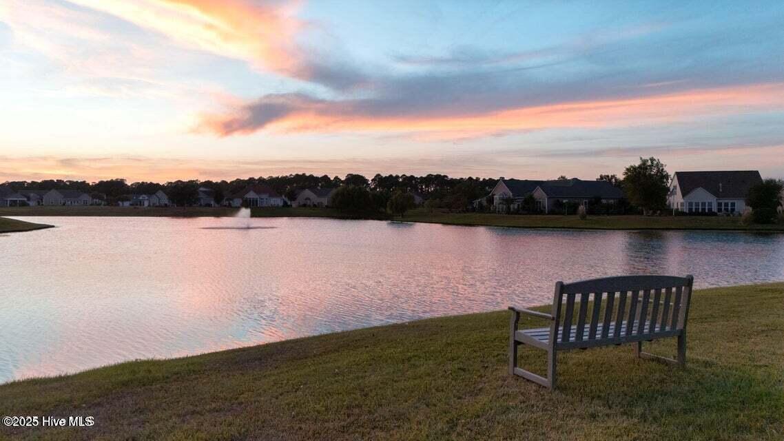 100532271 | Photo 33