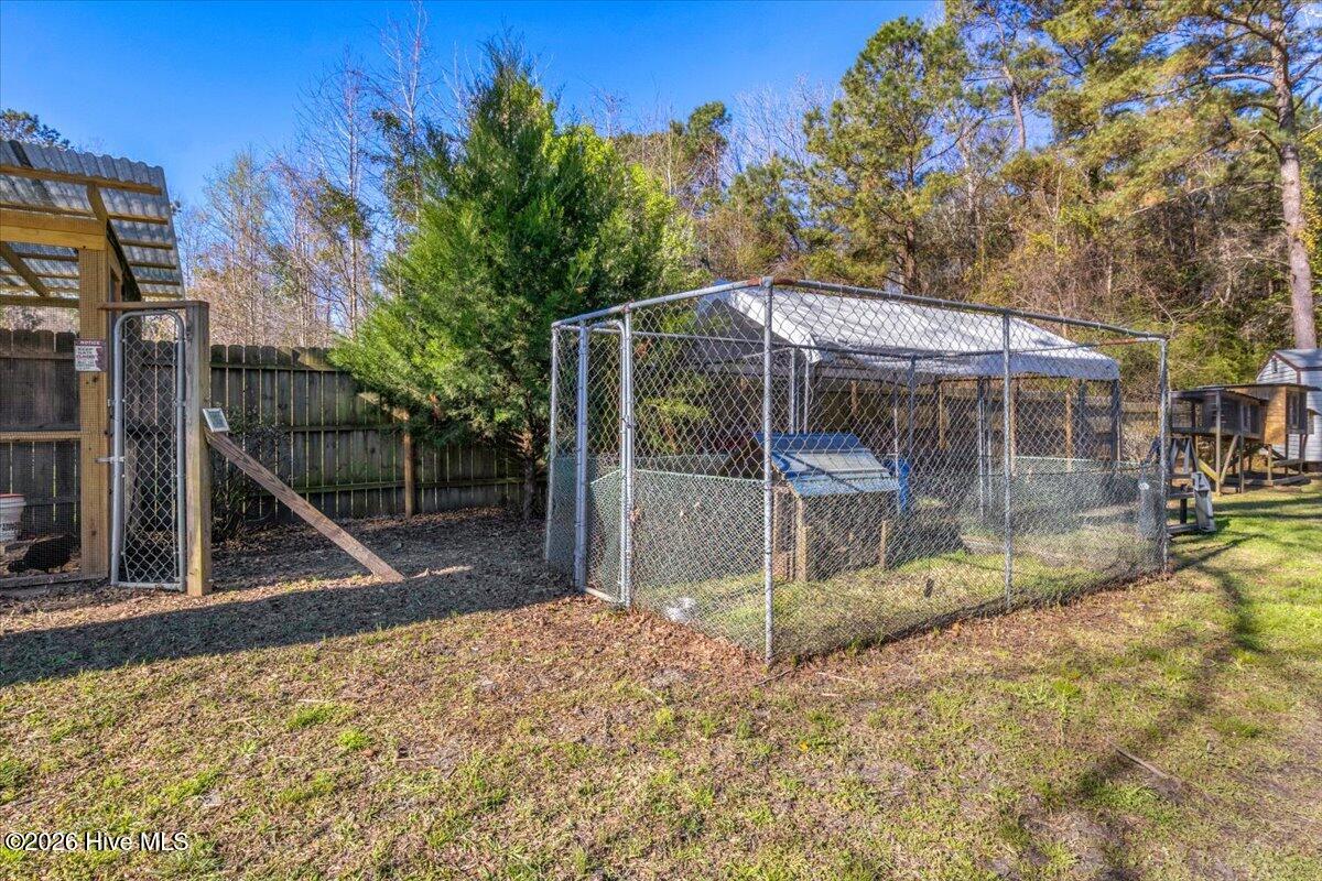 100561788 | Photo 65