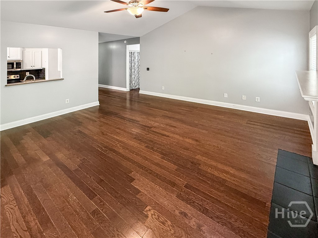 Great Room w/opening to the Kitchen