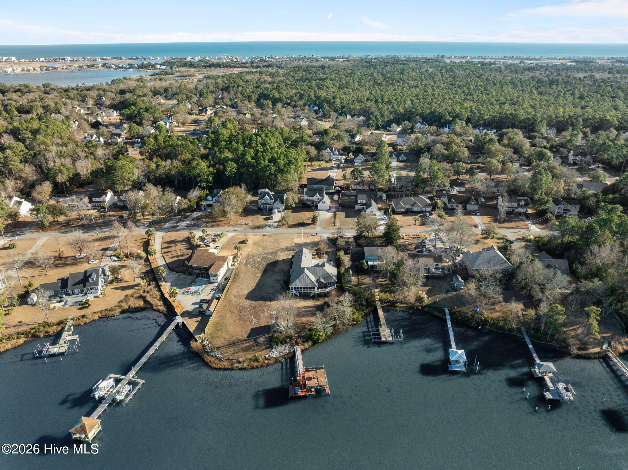 100542324 | Photo 26