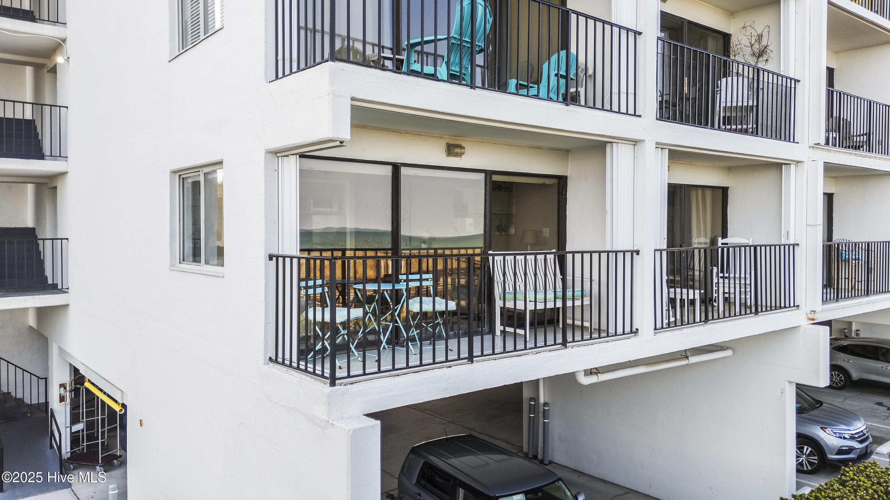 222 N Carolina Beach Avenue N Unit 102, Carolina Beach, NC 28428 – photo 22: mls-DJI_20250401164009_0398_D