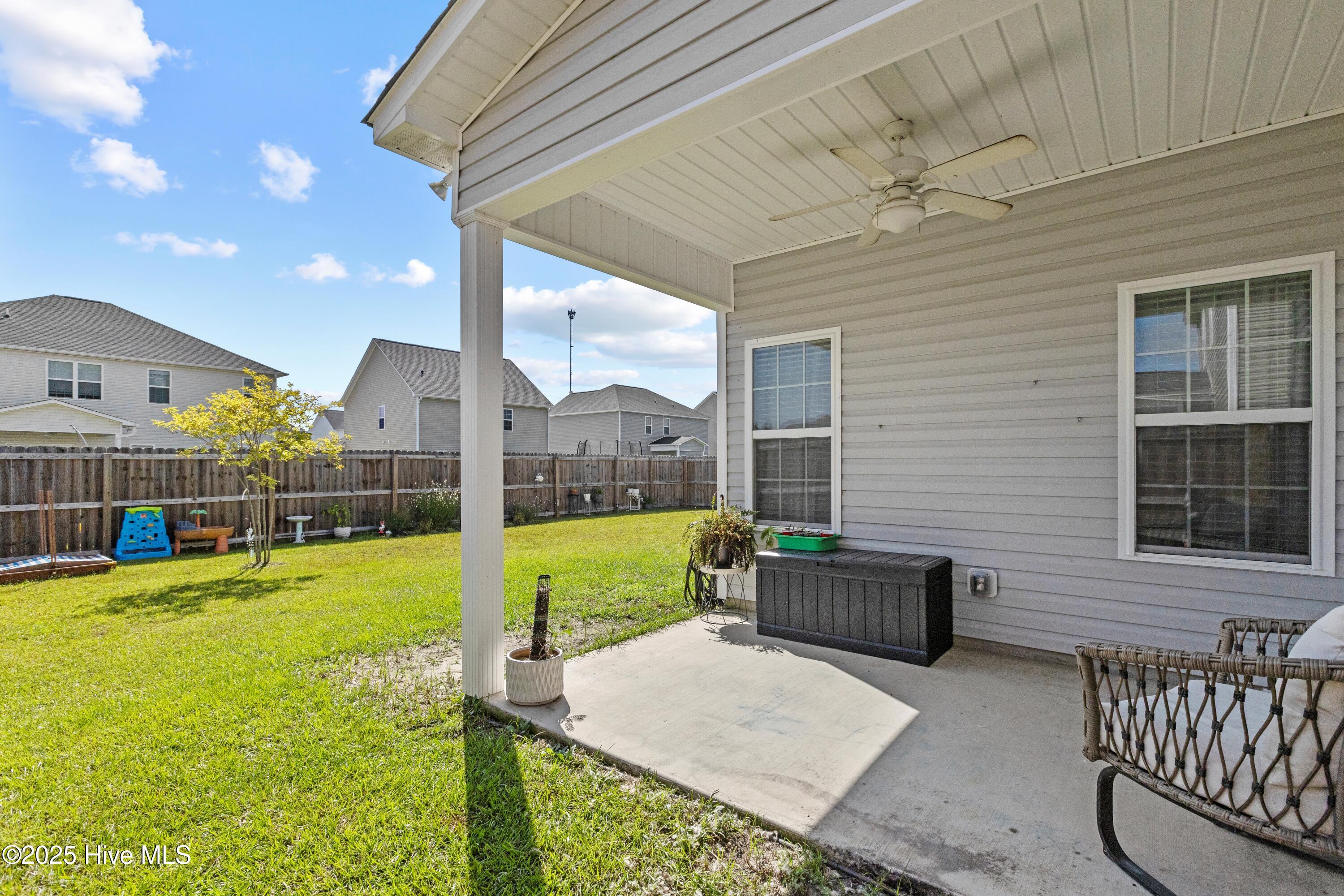 100518858 | Photo 44