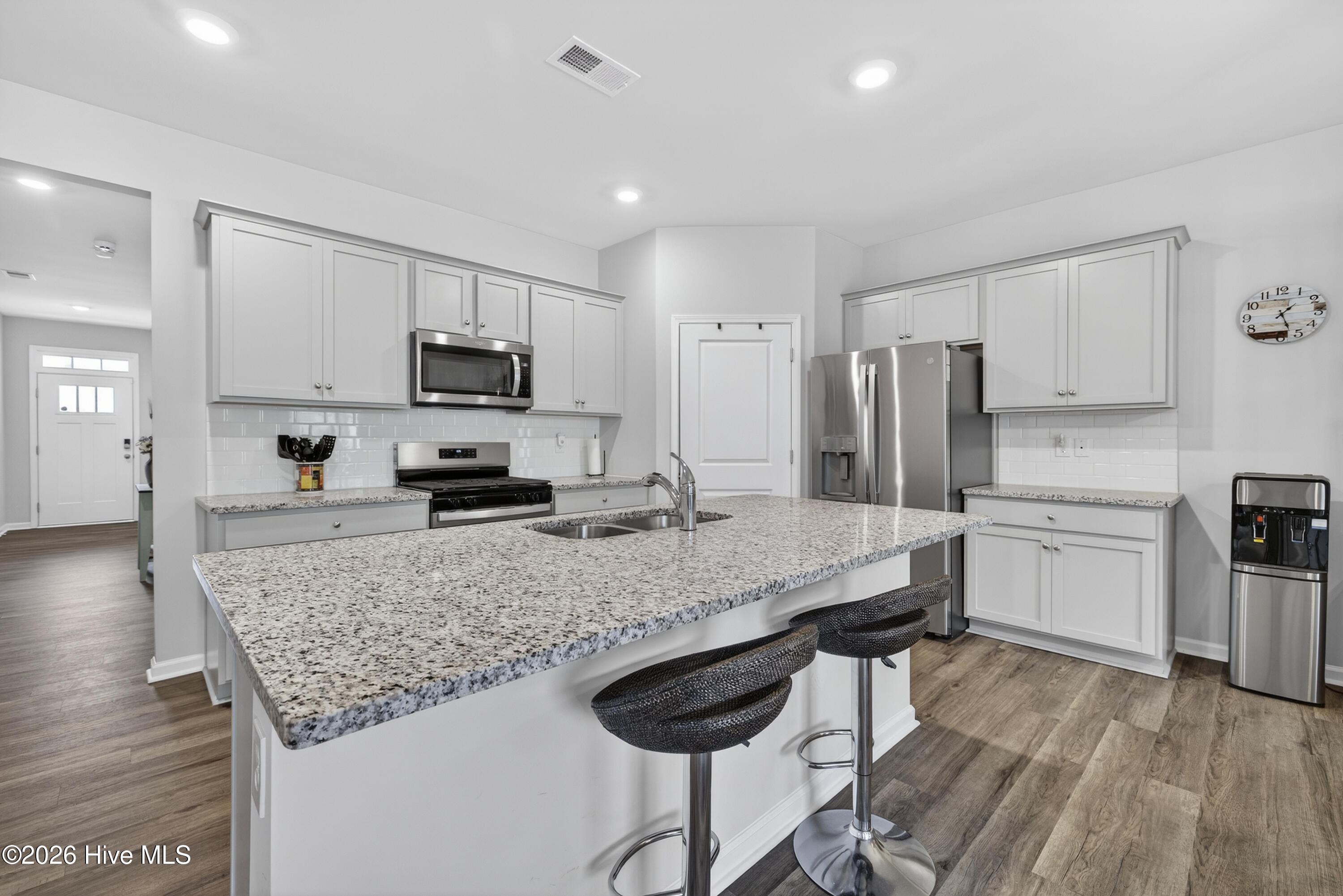 100559024 | Photo 12