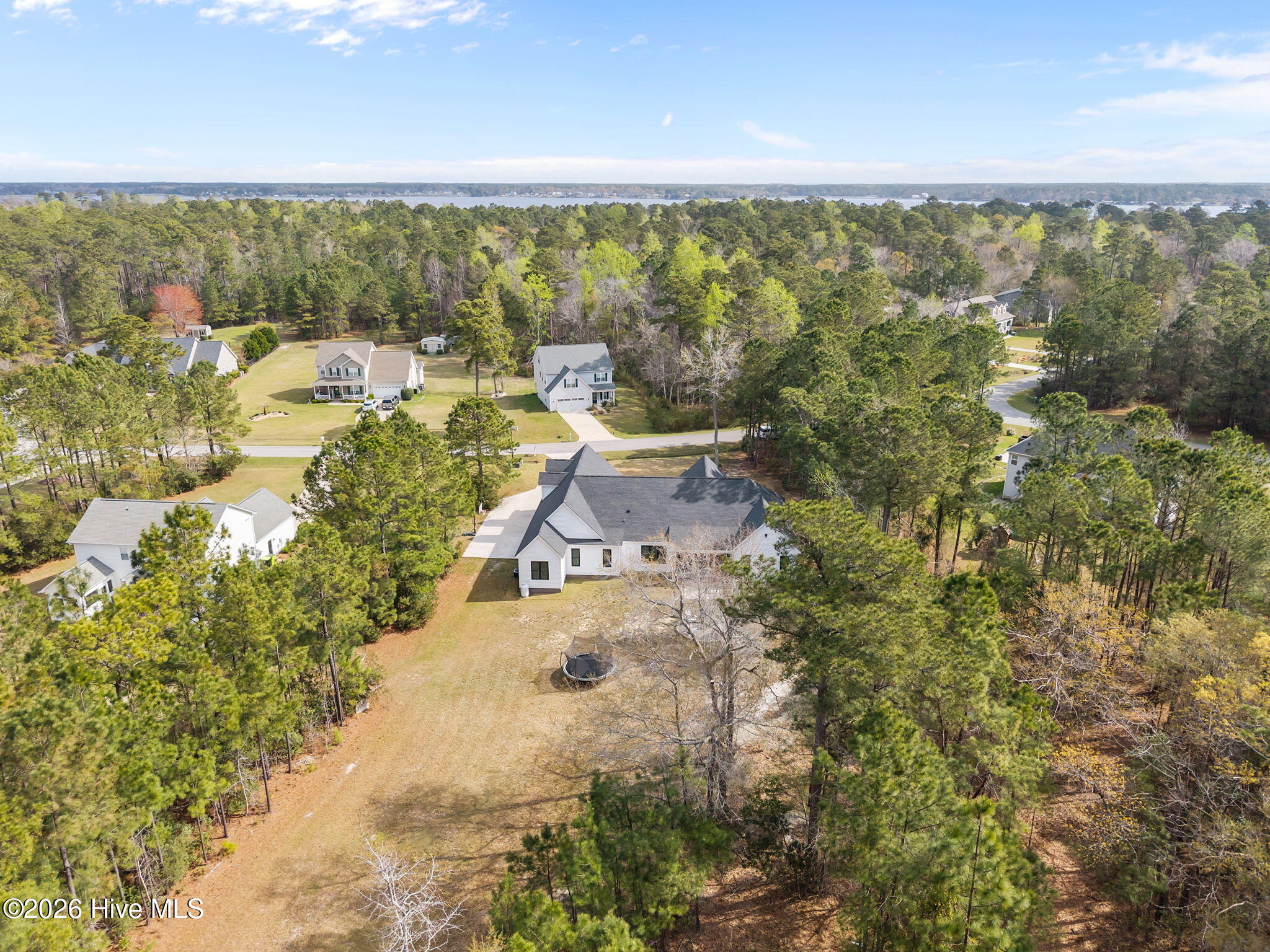 100563547 | Photo 56