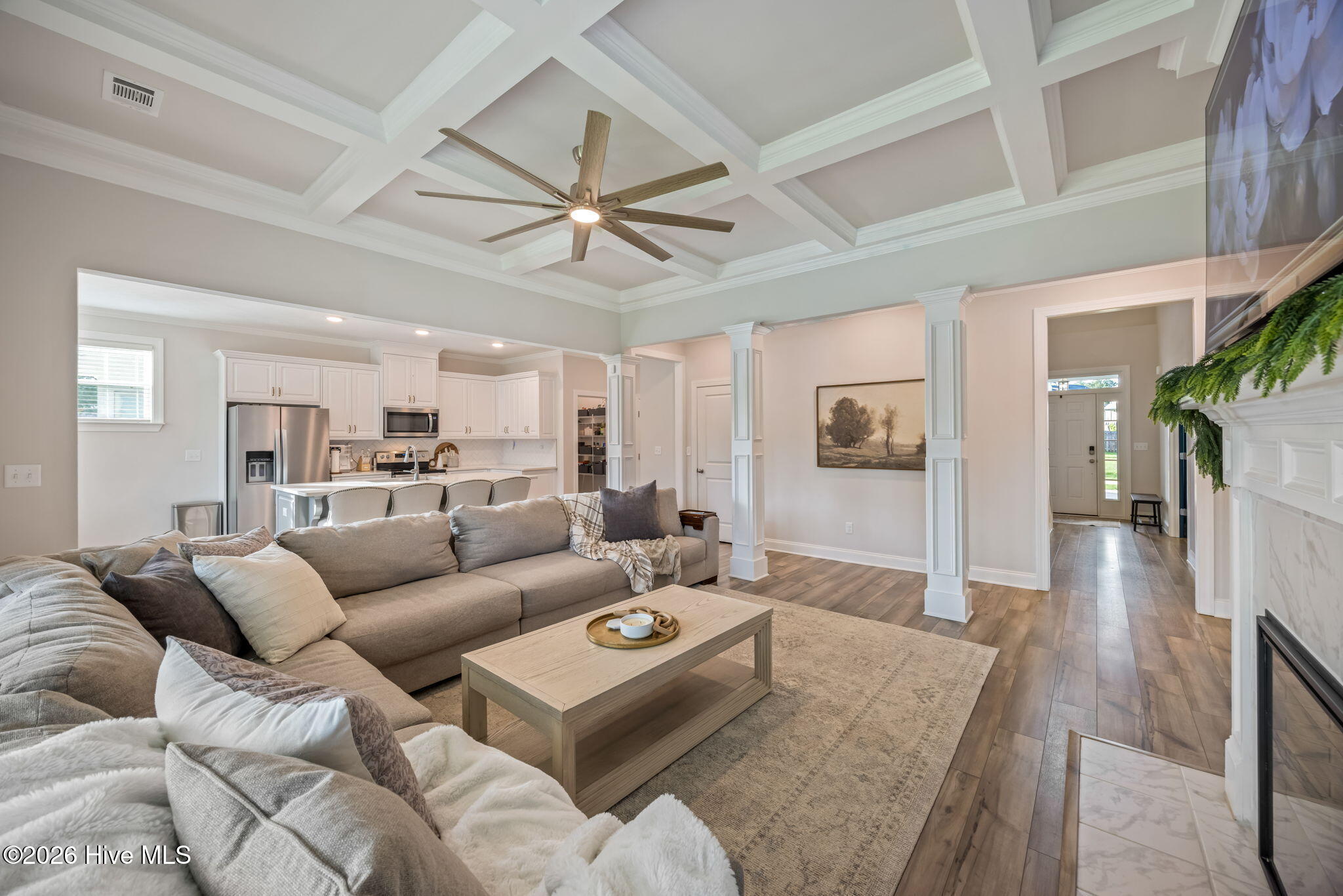 17-web-or-mls-235 Prominence Drive-40