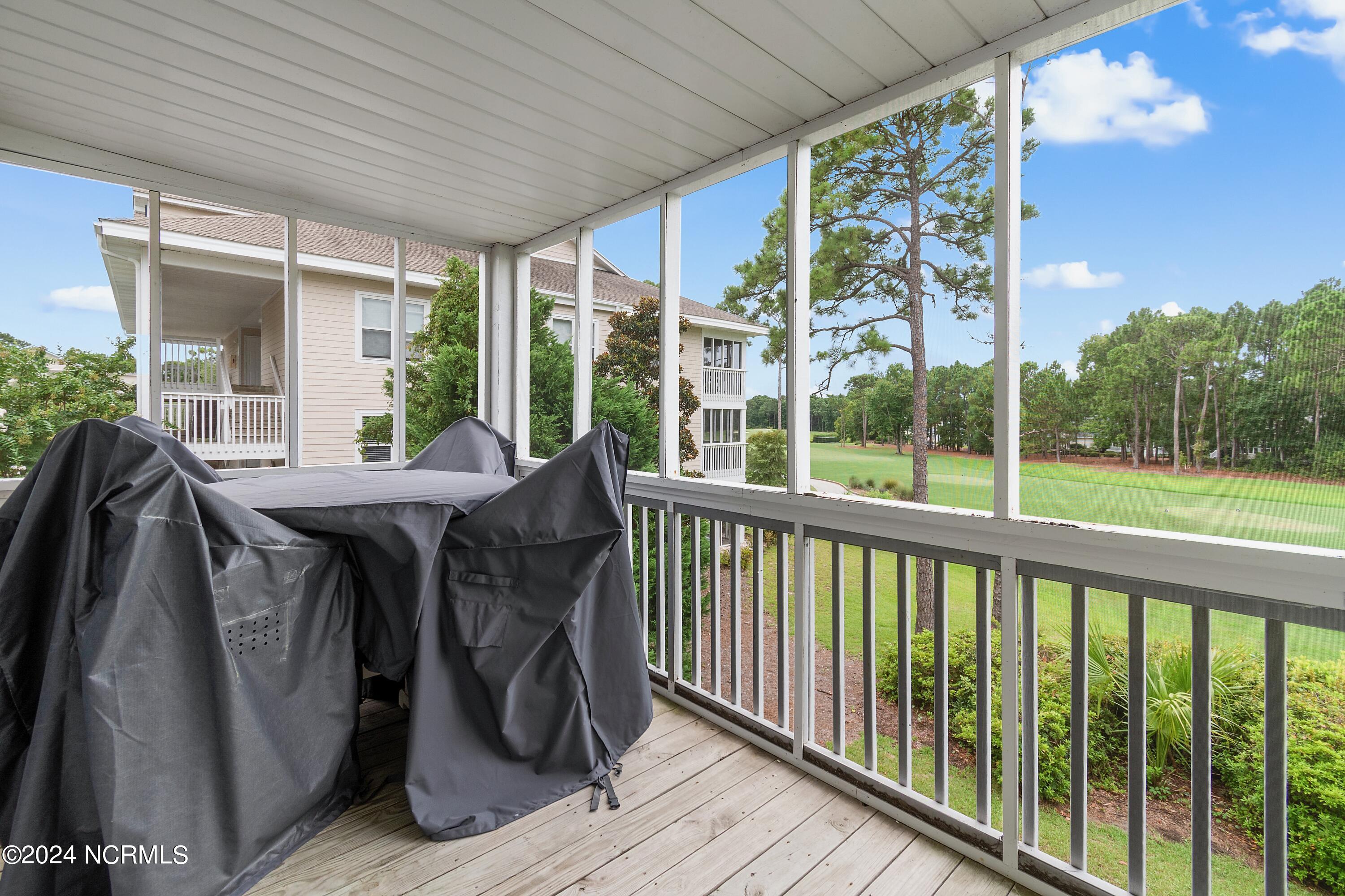 100554243 | Photo 12