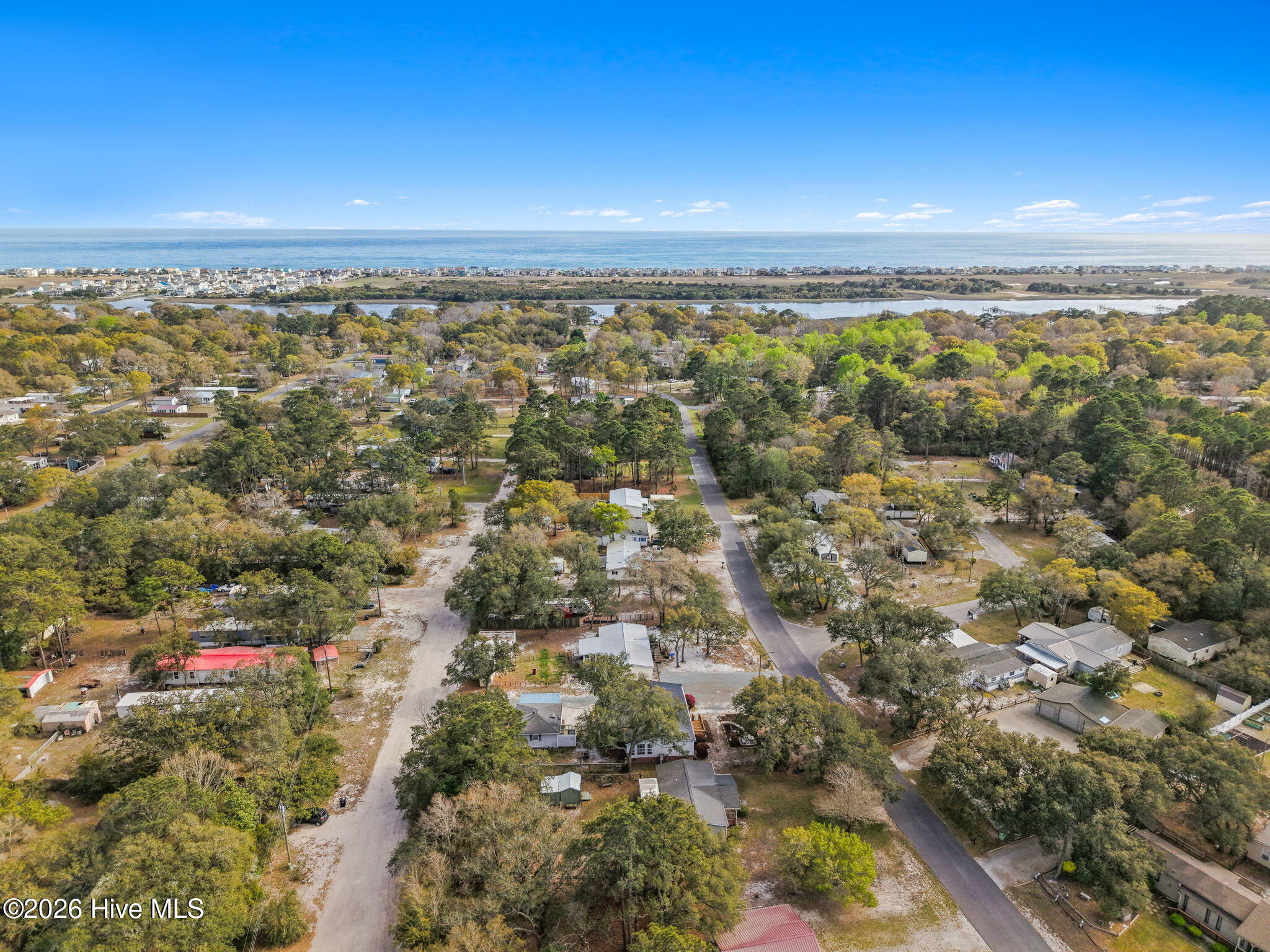 100564701 | Photo 50