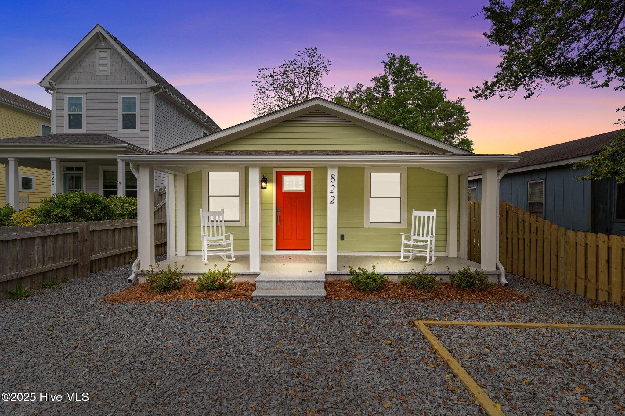 100503074 | Photo 15