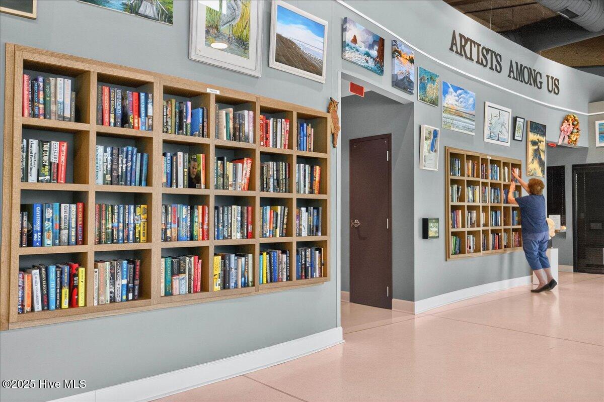 100540380 | Photo 81