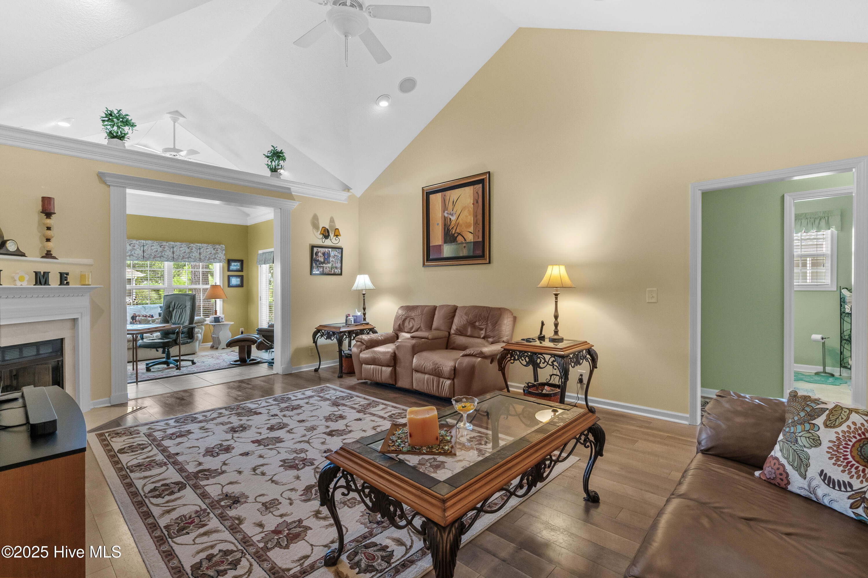 100517494 | Photo 11