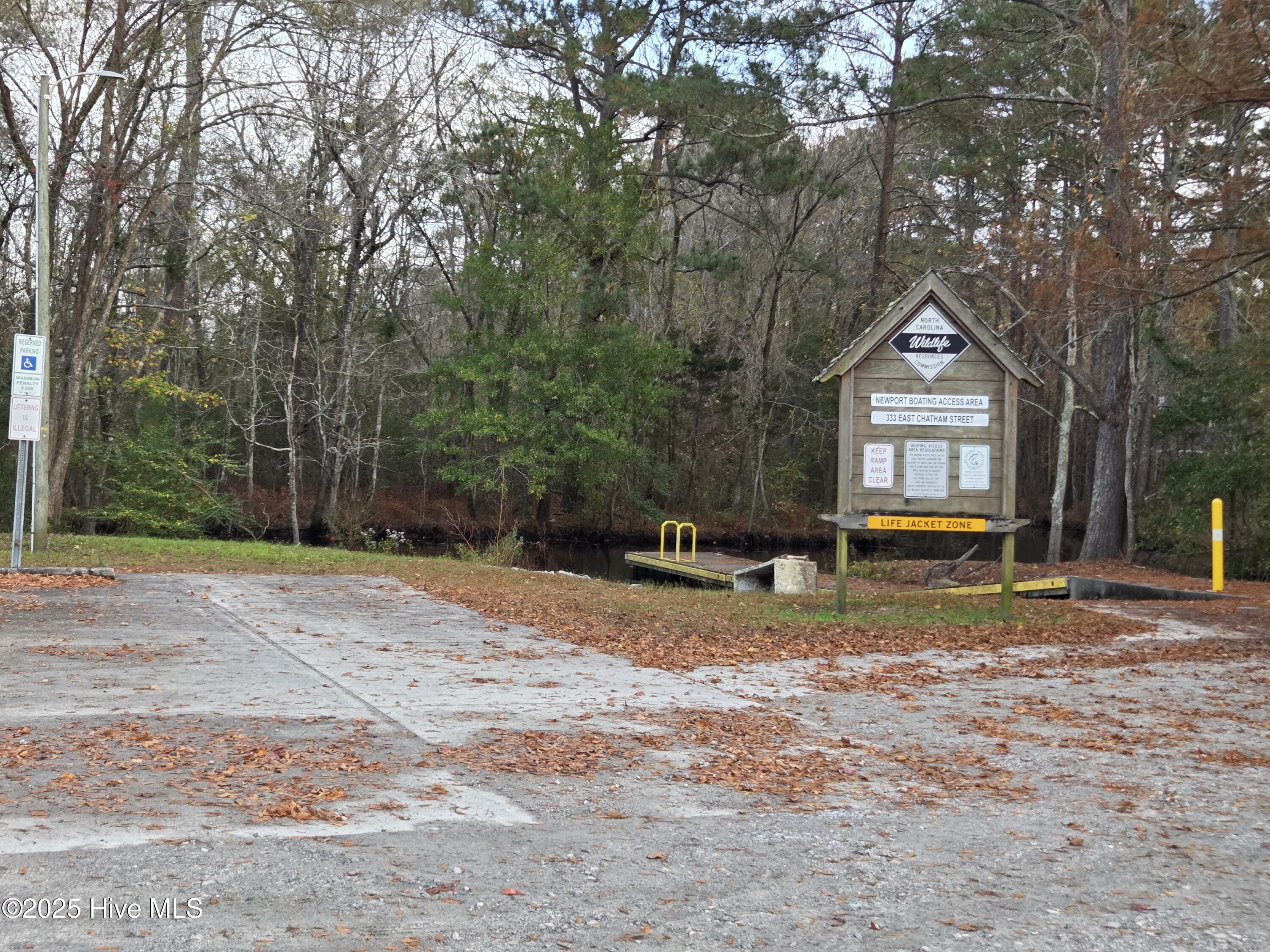 323 E Chatham Street, Newport, NC, 28570