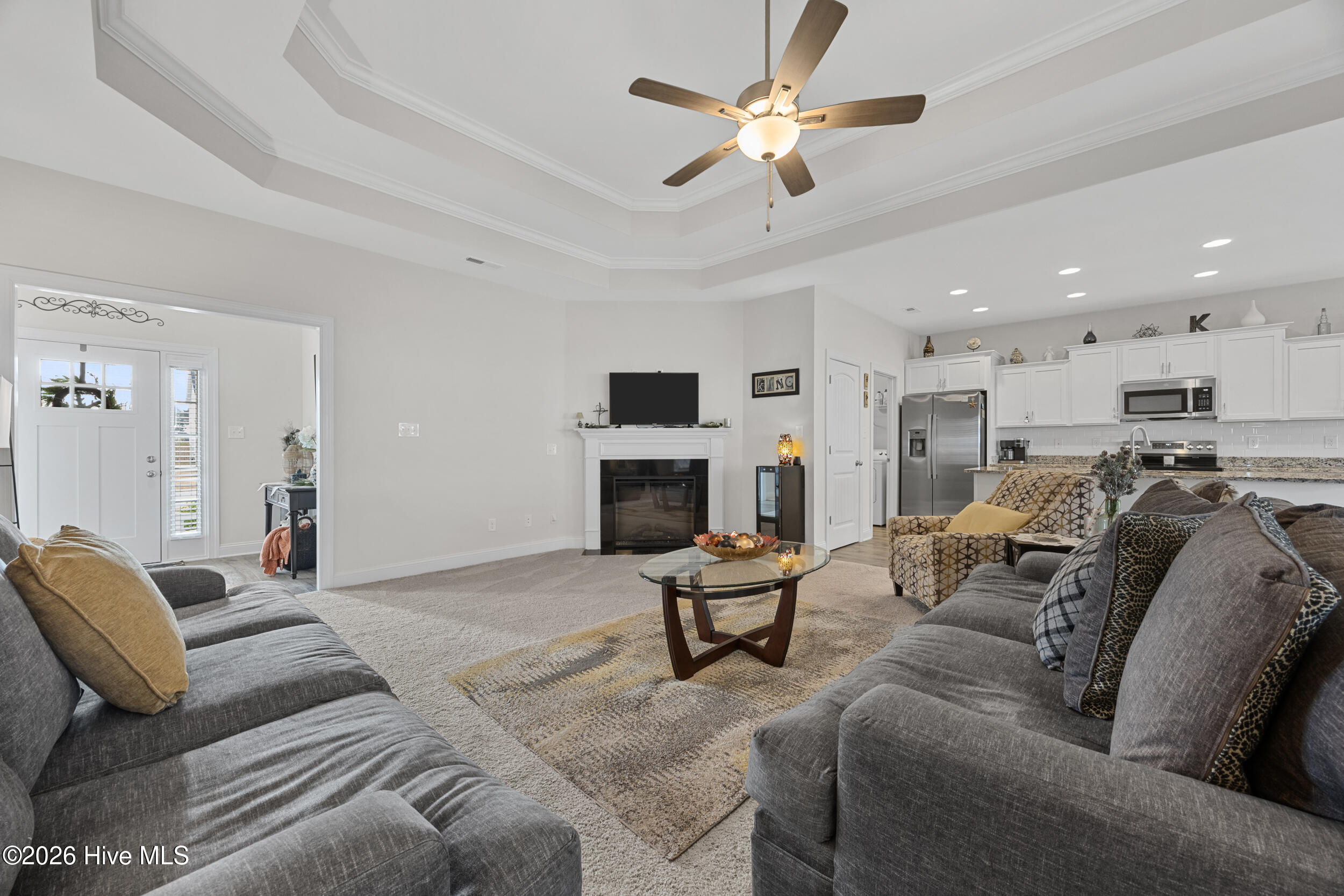 100547836 | Photo 14