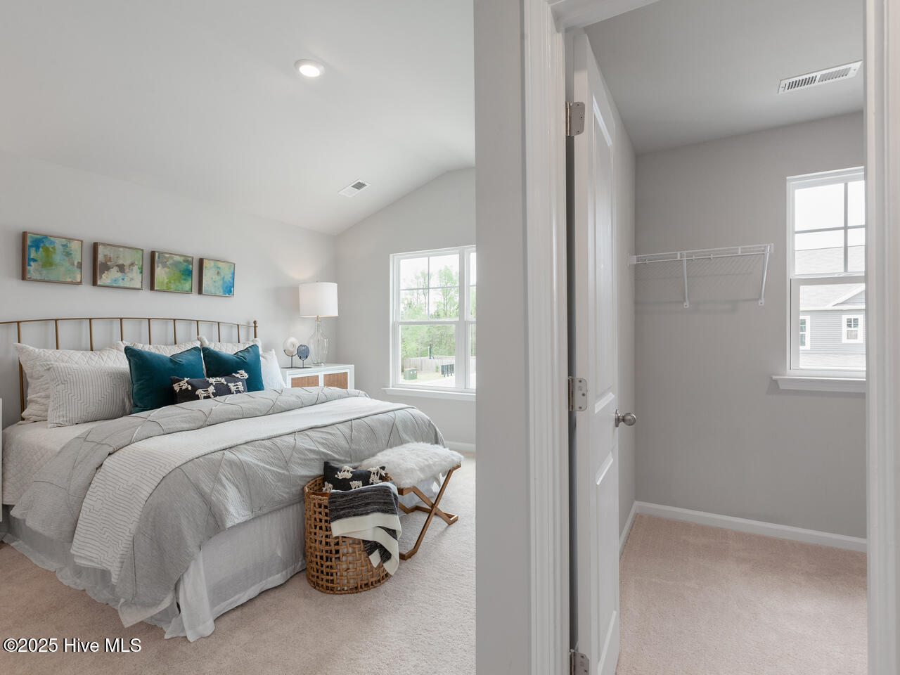 100517951 | Photo 19