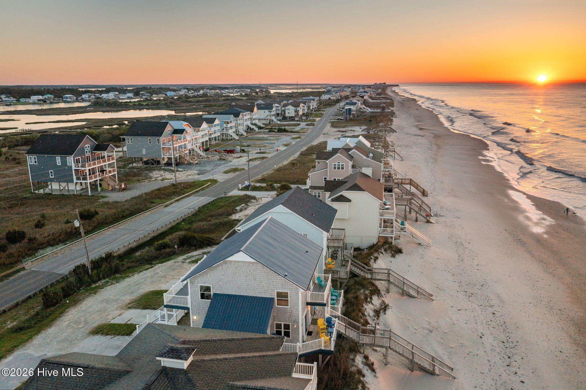 100567170 | Photo 66