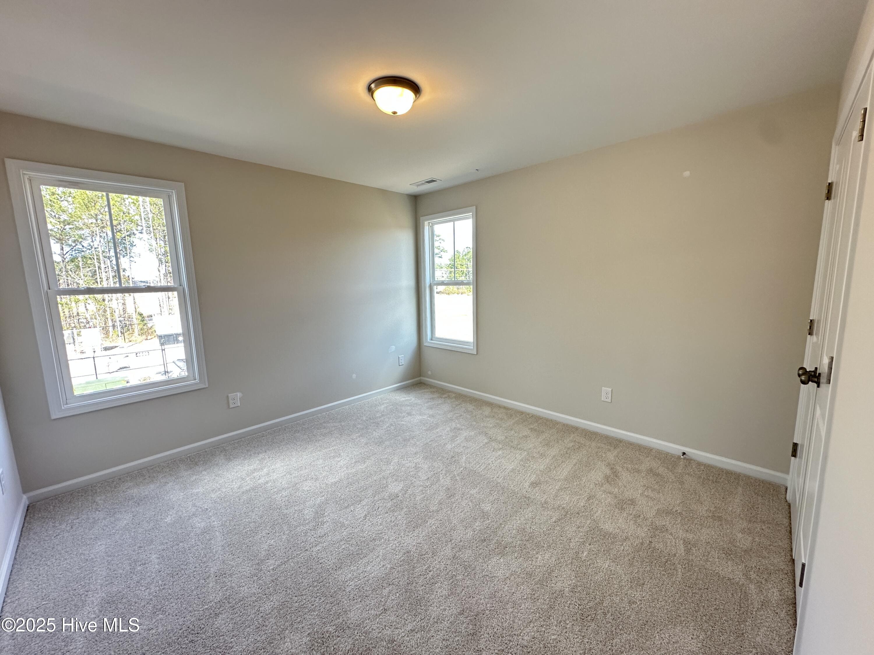 100515259 | Photo 27