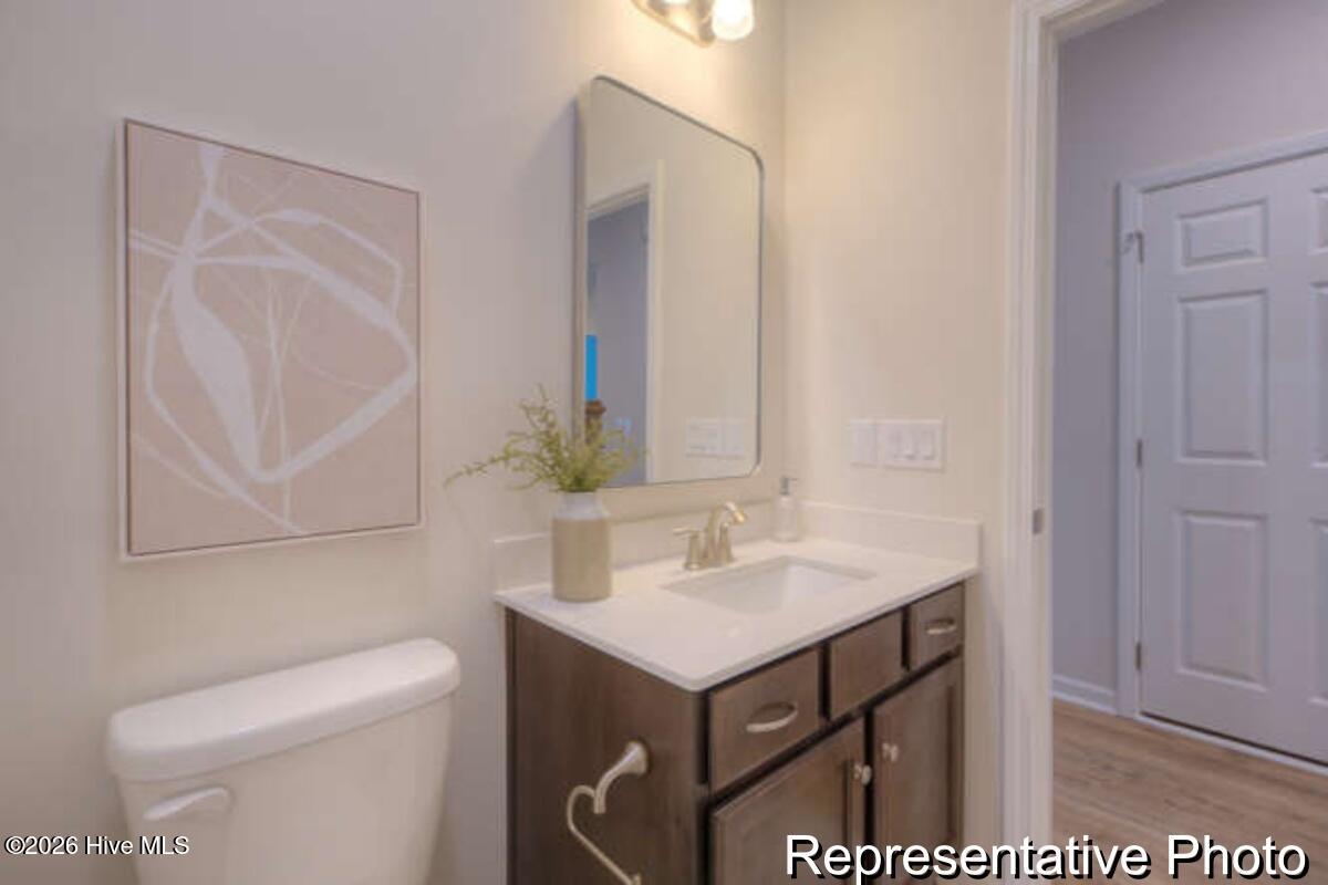 100563707 | Photo 28