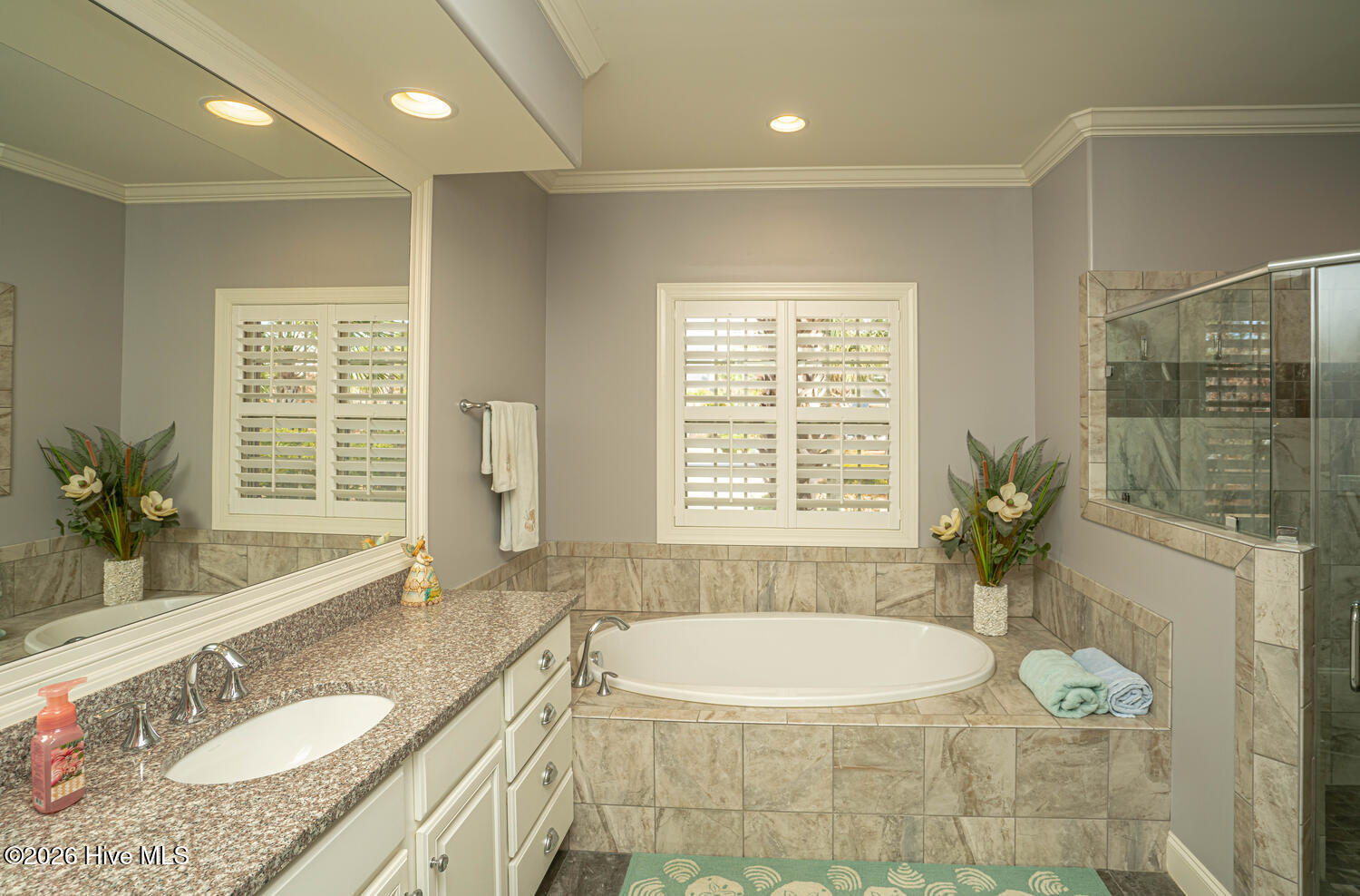 100552025 | Photo 39