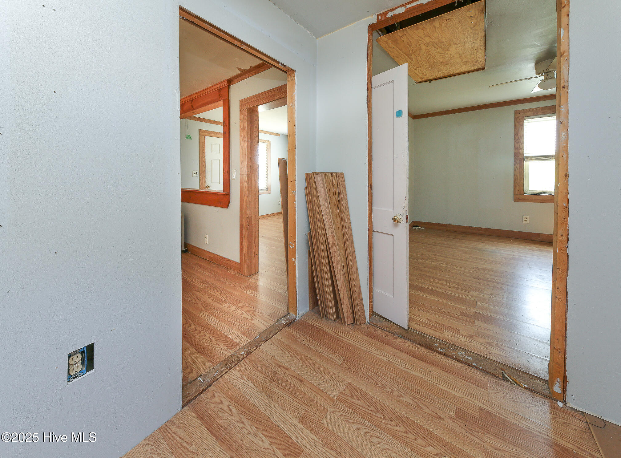 8533 Caratoke Highway, Powells Point, NC, 27966