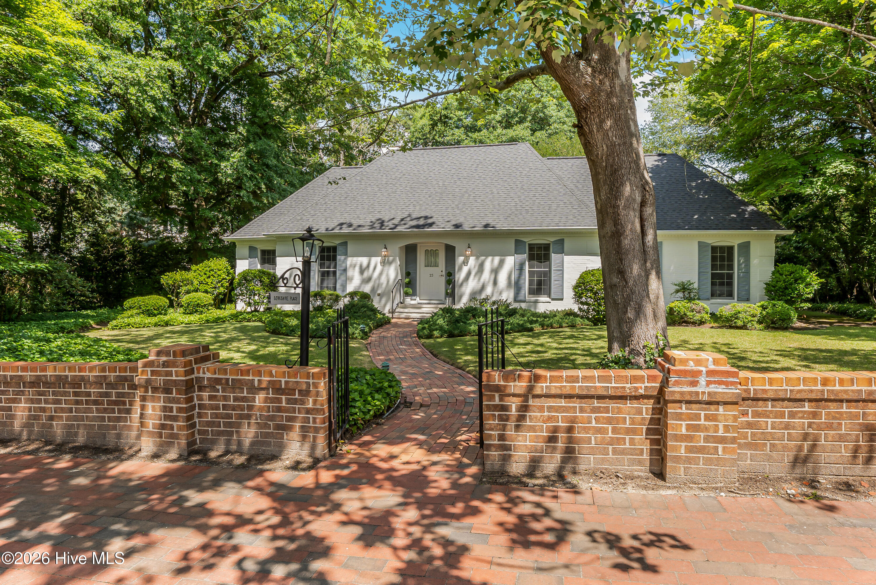 25 Magnolia Rd