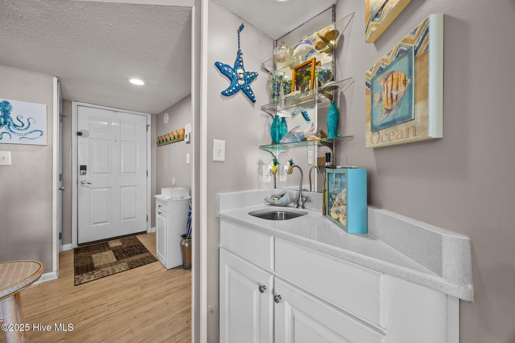 100528908 | Photo 19