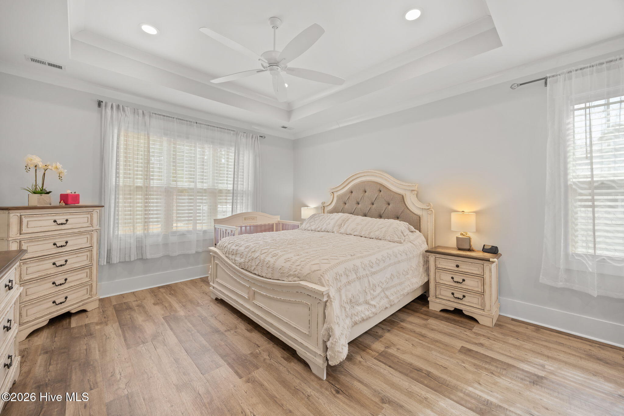 100556932 | Photo 22