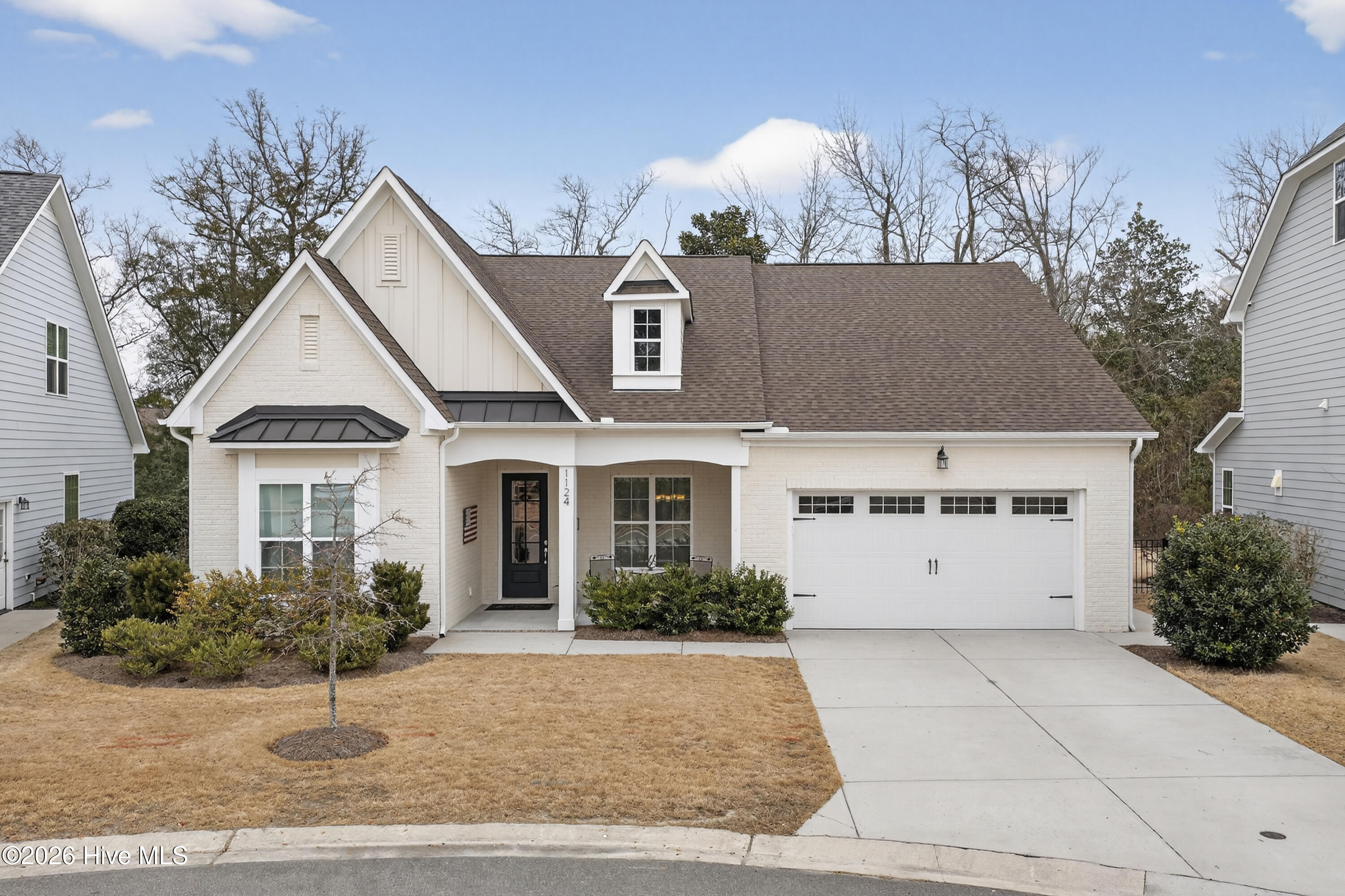 100558157 | Photo 48