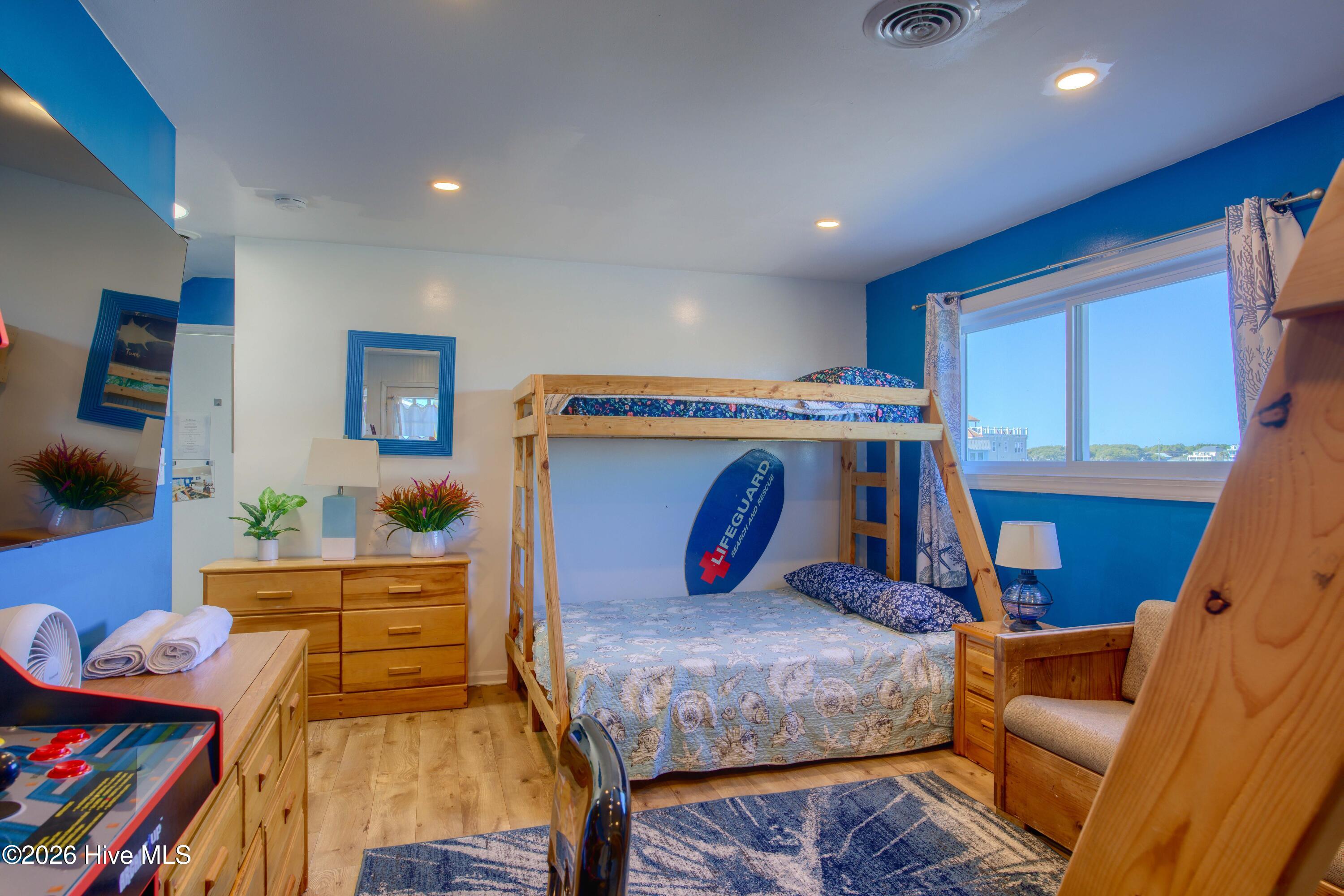 Upstairs Bunk Room