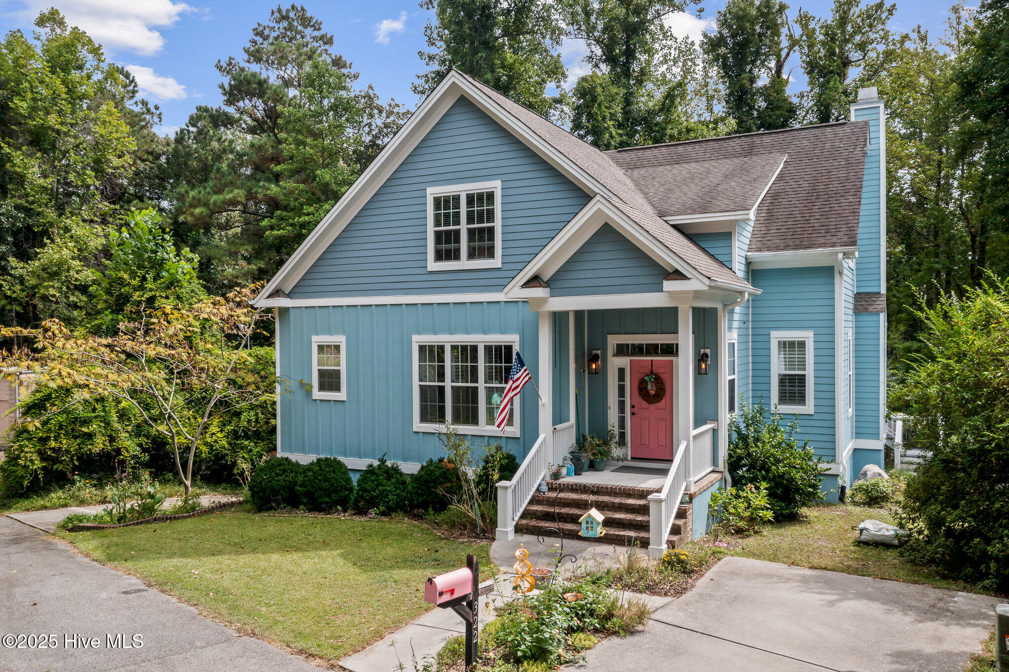 100532229 | Photo 42