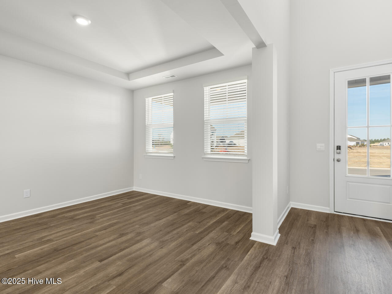 BentOak1552foyDRHL33A7740CR2-005-010-128