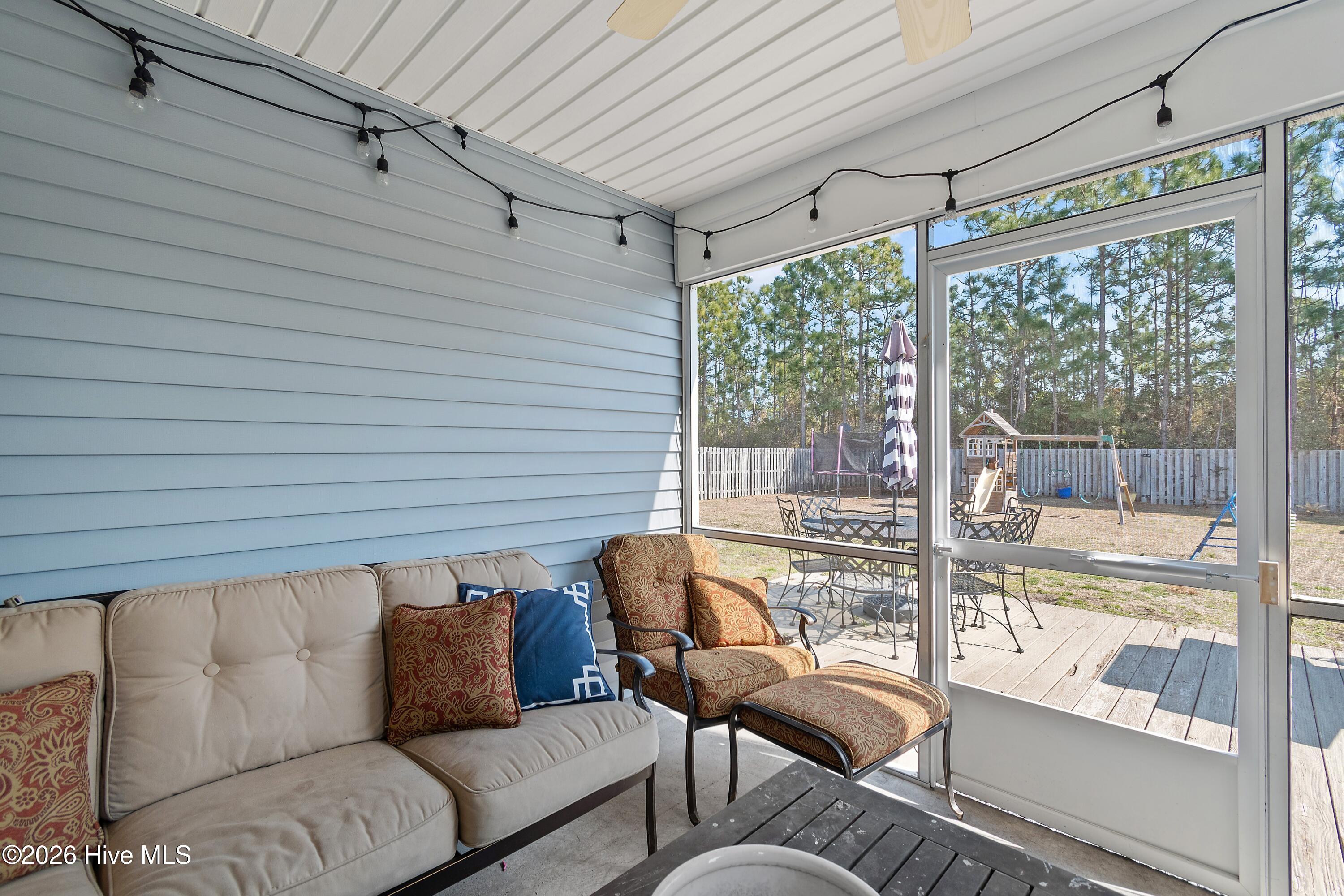 100554024 | Photo 24