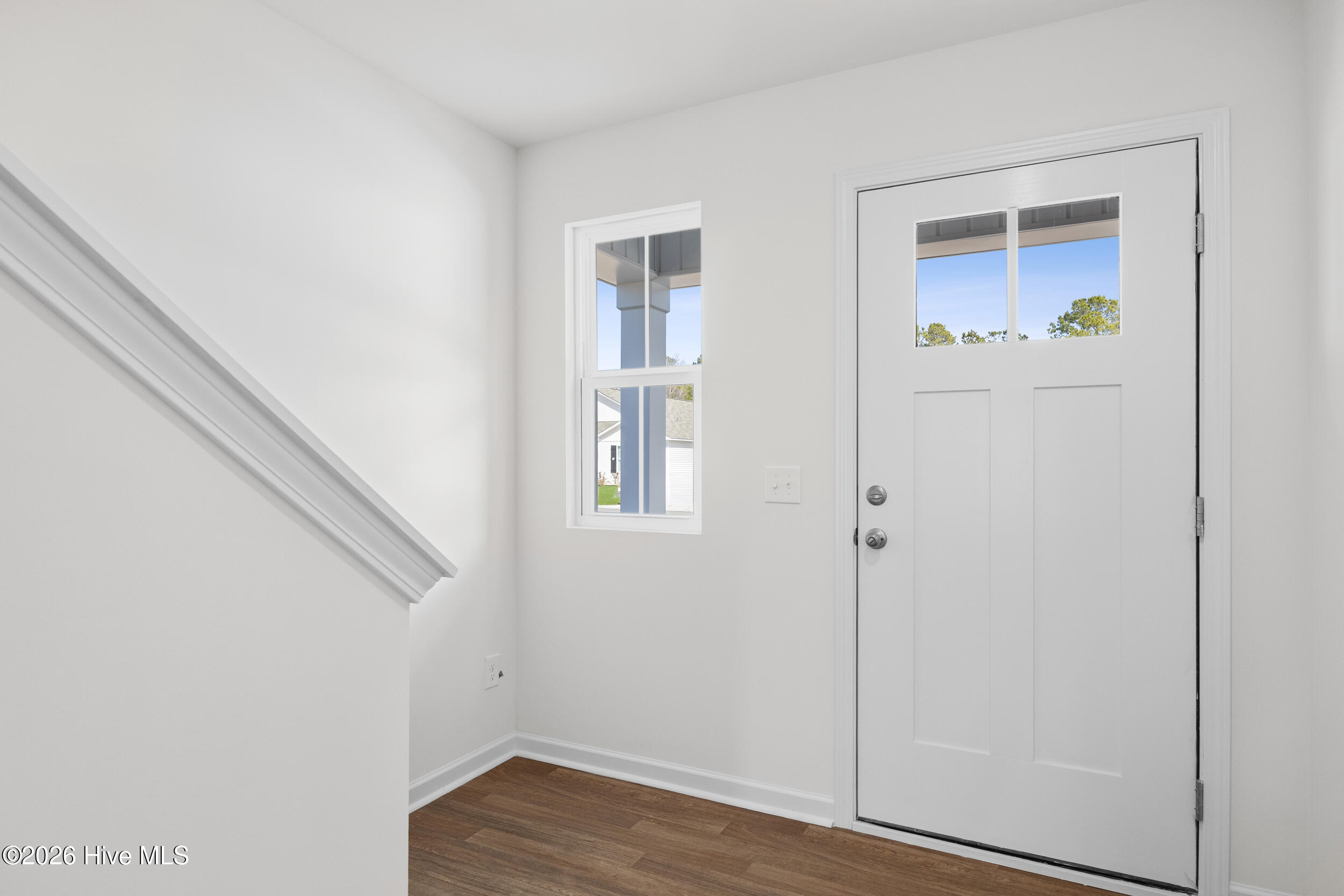 100535744 | Photo 18