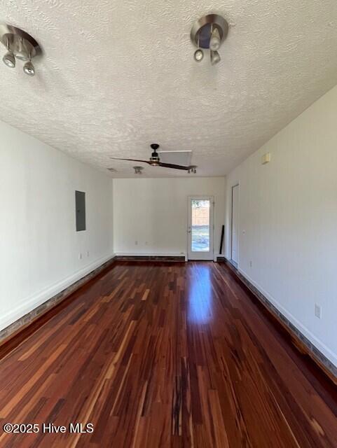 100539070 | Photo 19