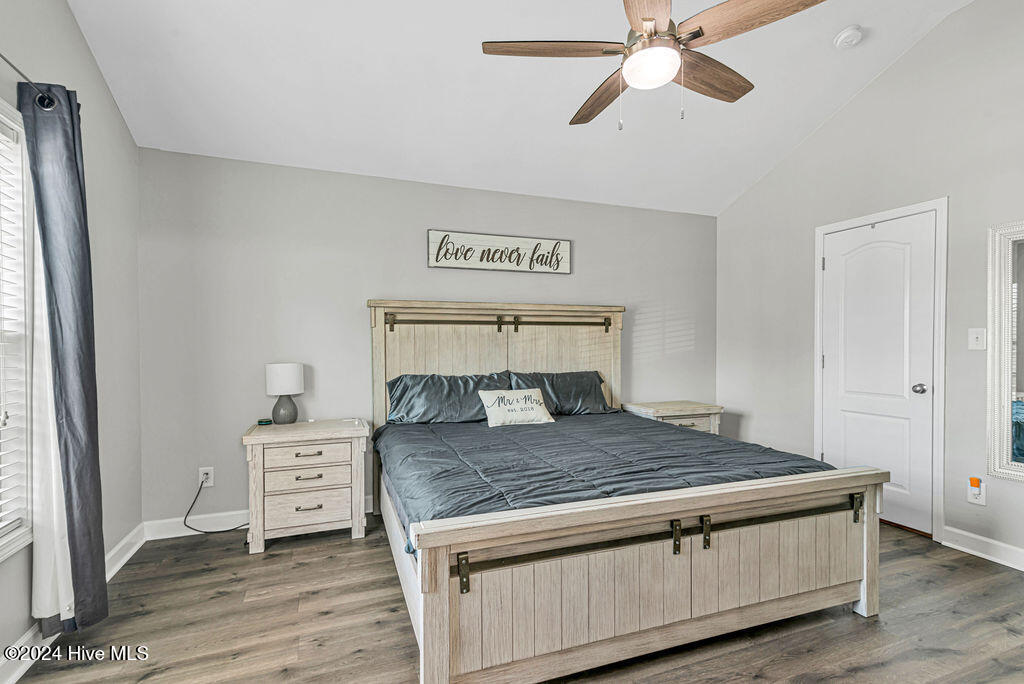 100543856 | Photo 22