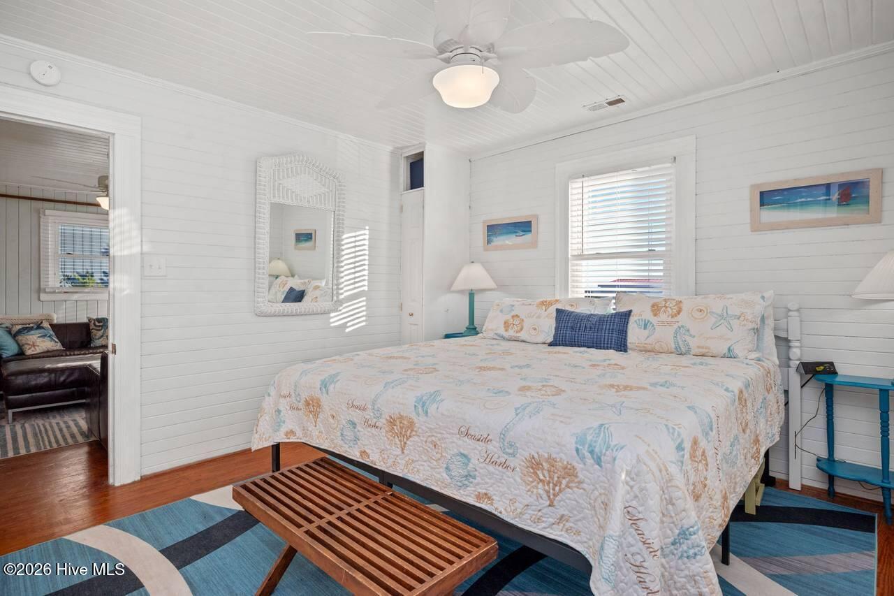 100561729 | Photo 18