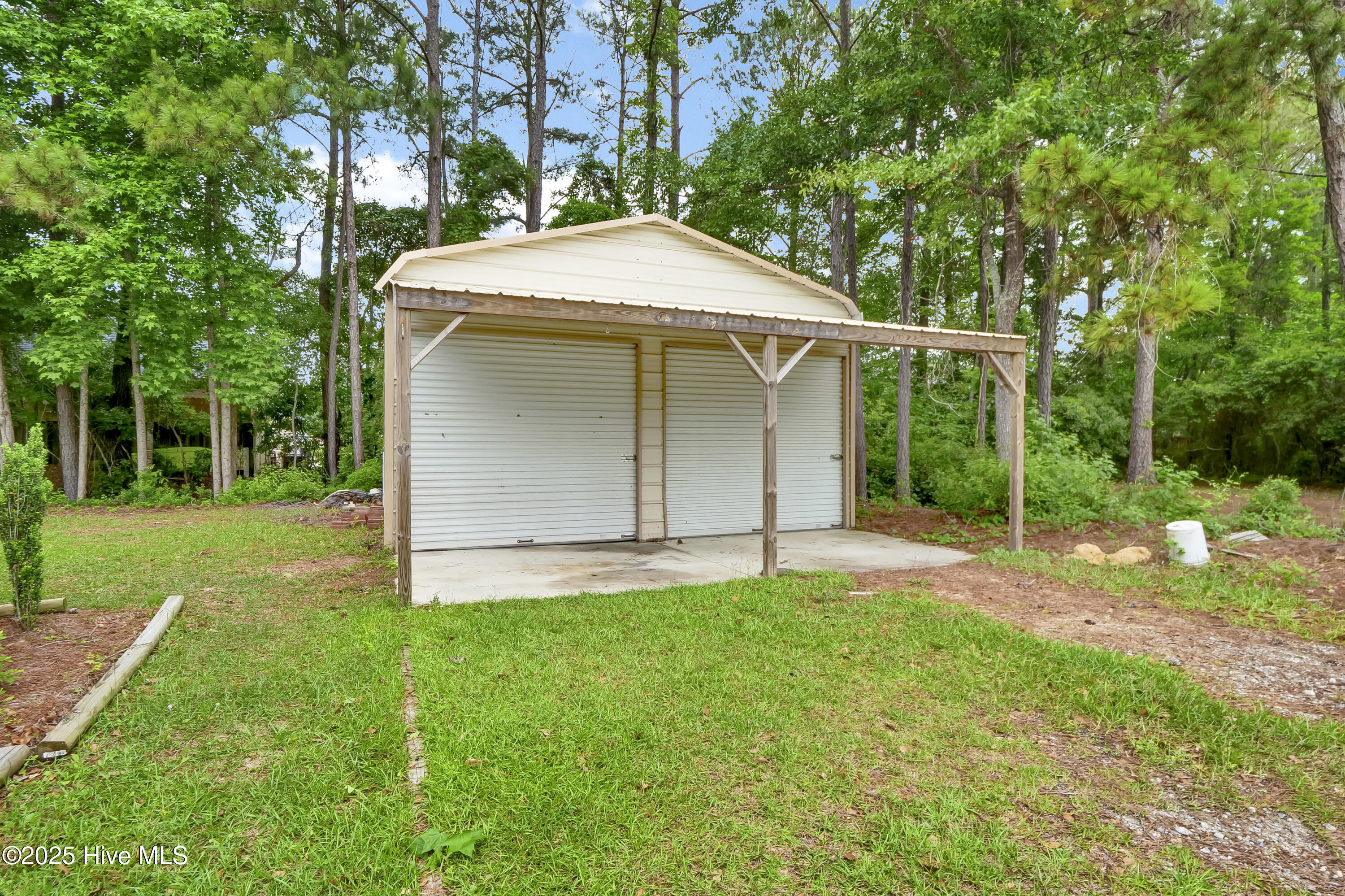 100510336 | Photo 31