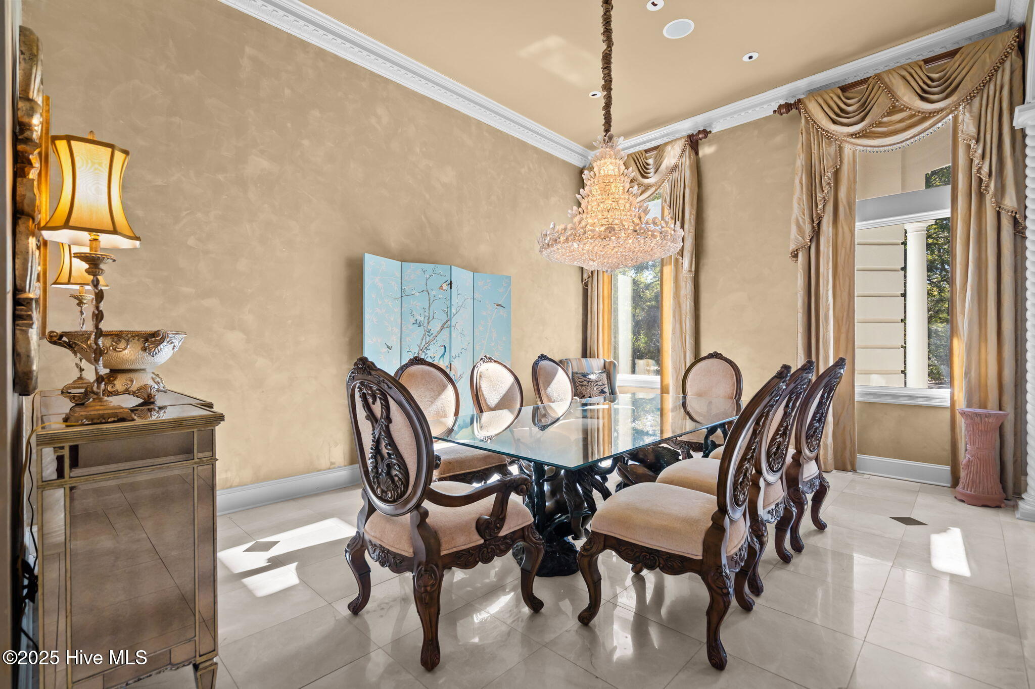 100547936 | Photo 17