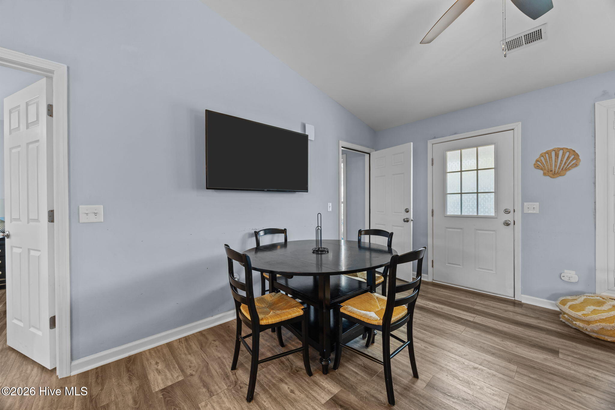 100551166 | Photo 18