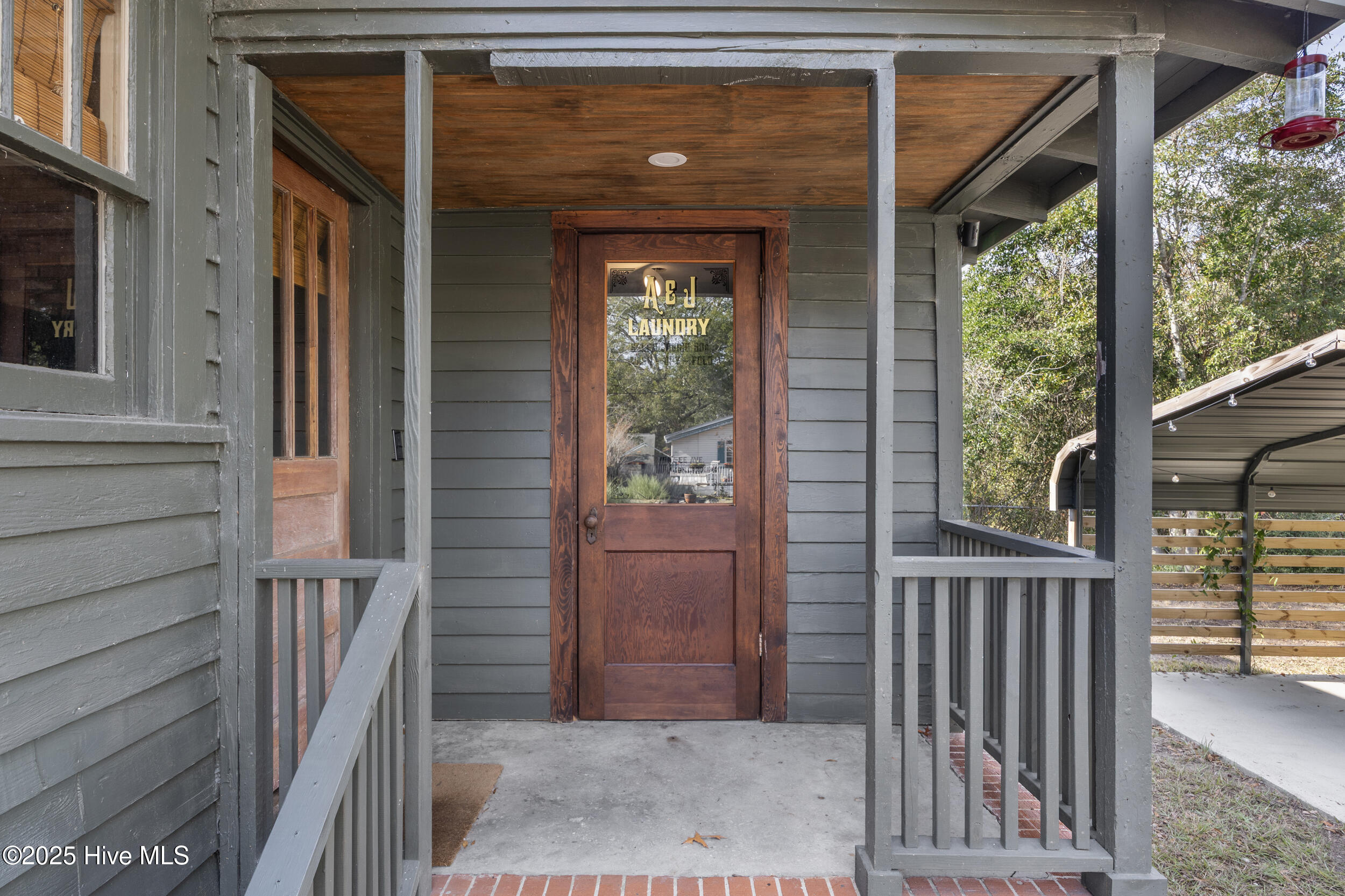 100544356 | Photo 41