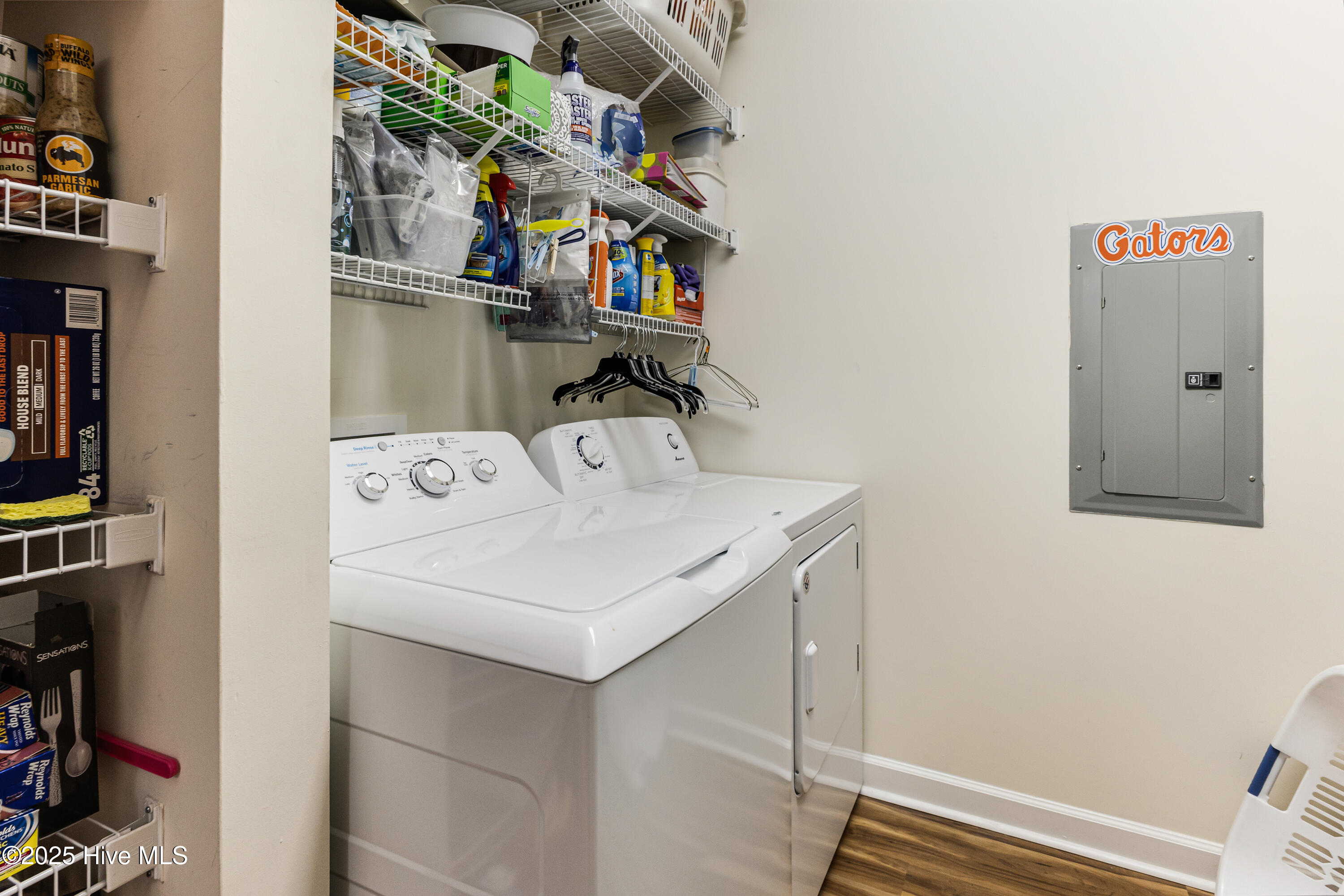 100507885 | Photo 19