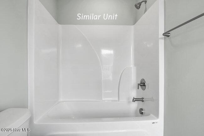 100543648 | Photo 24